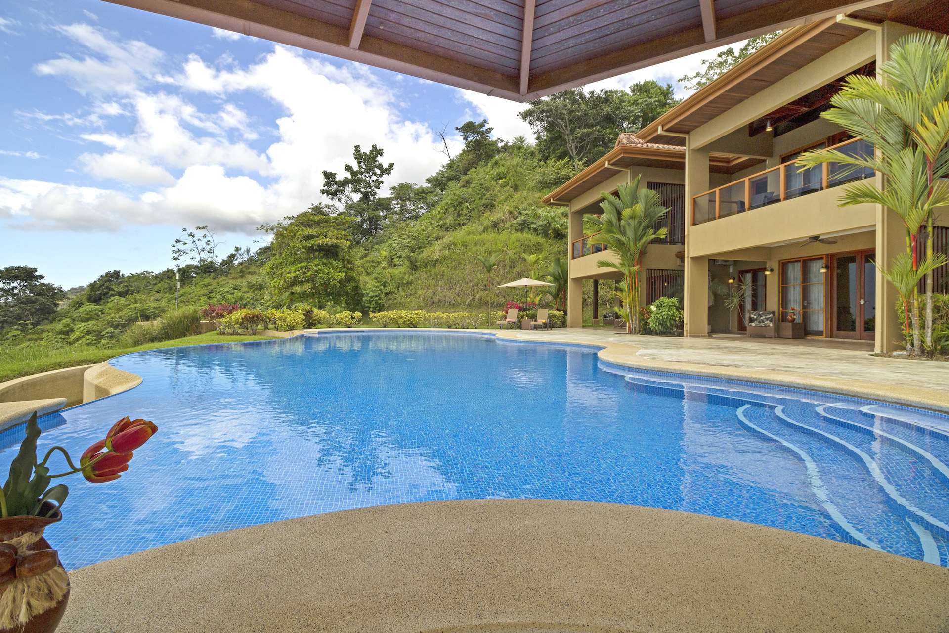 6 bed Single Family Homes For Sale in Ojochal, Puntarenas - thumb 2