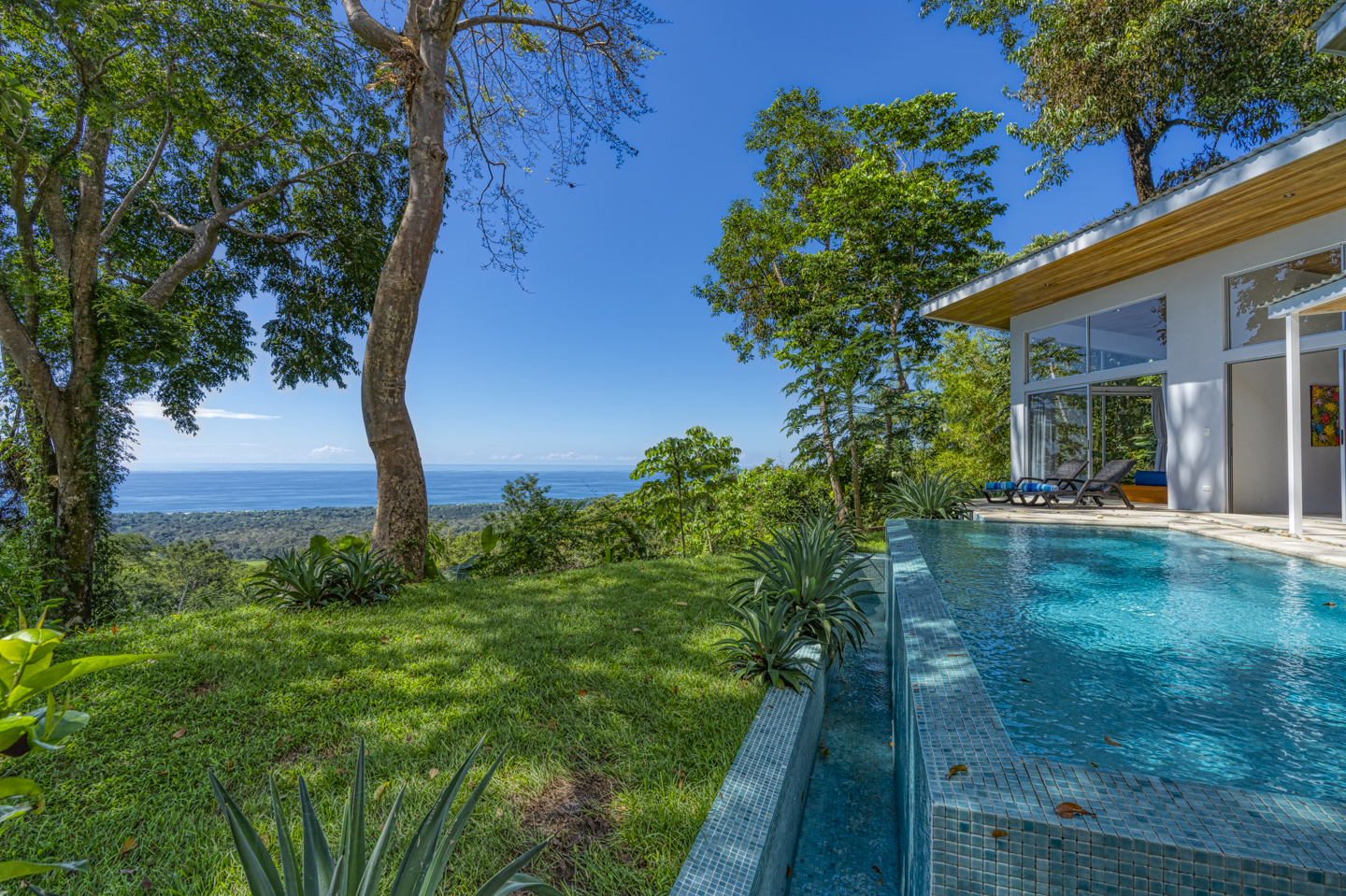 3 bed Single Family Homes For Sale in Dominical, Puntarenas - thumb 27