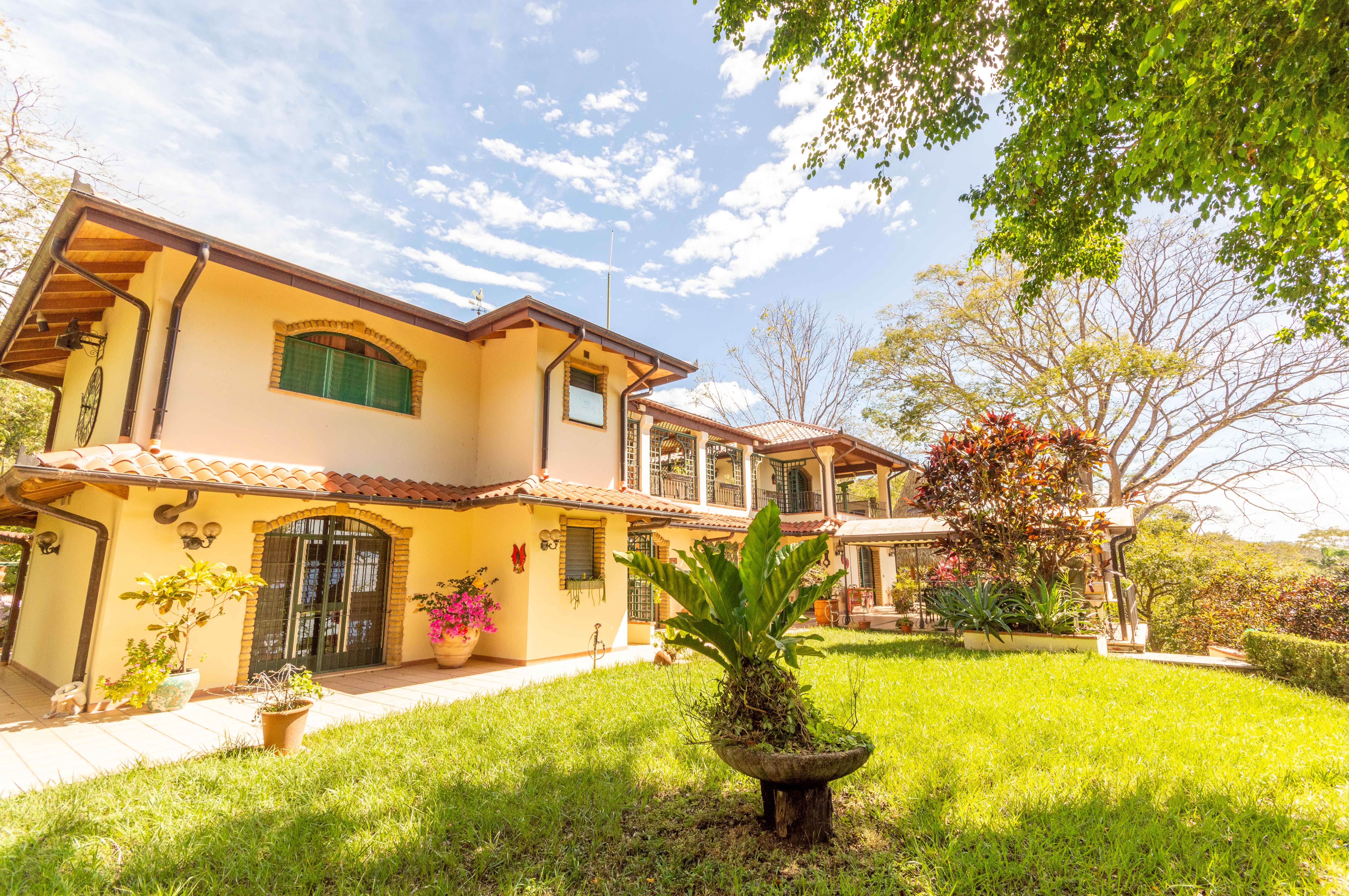 8 bed Single Family Homes For Sale in Samara, Guanacaste - thumb 6