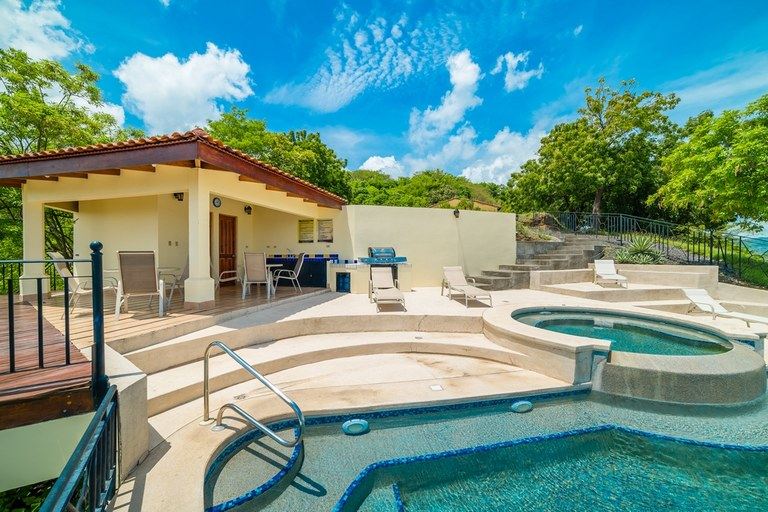 3 bed Single Family Homes For Sale in Playa Potrero, Guanacaste - thumb 17