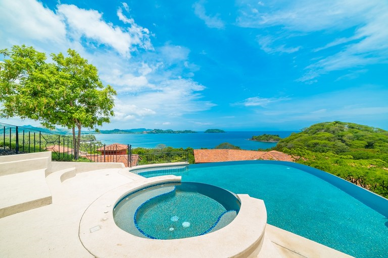 3 bed Single Family Homes For Sale in Playa Potrero, Guanacaste - thumb 19