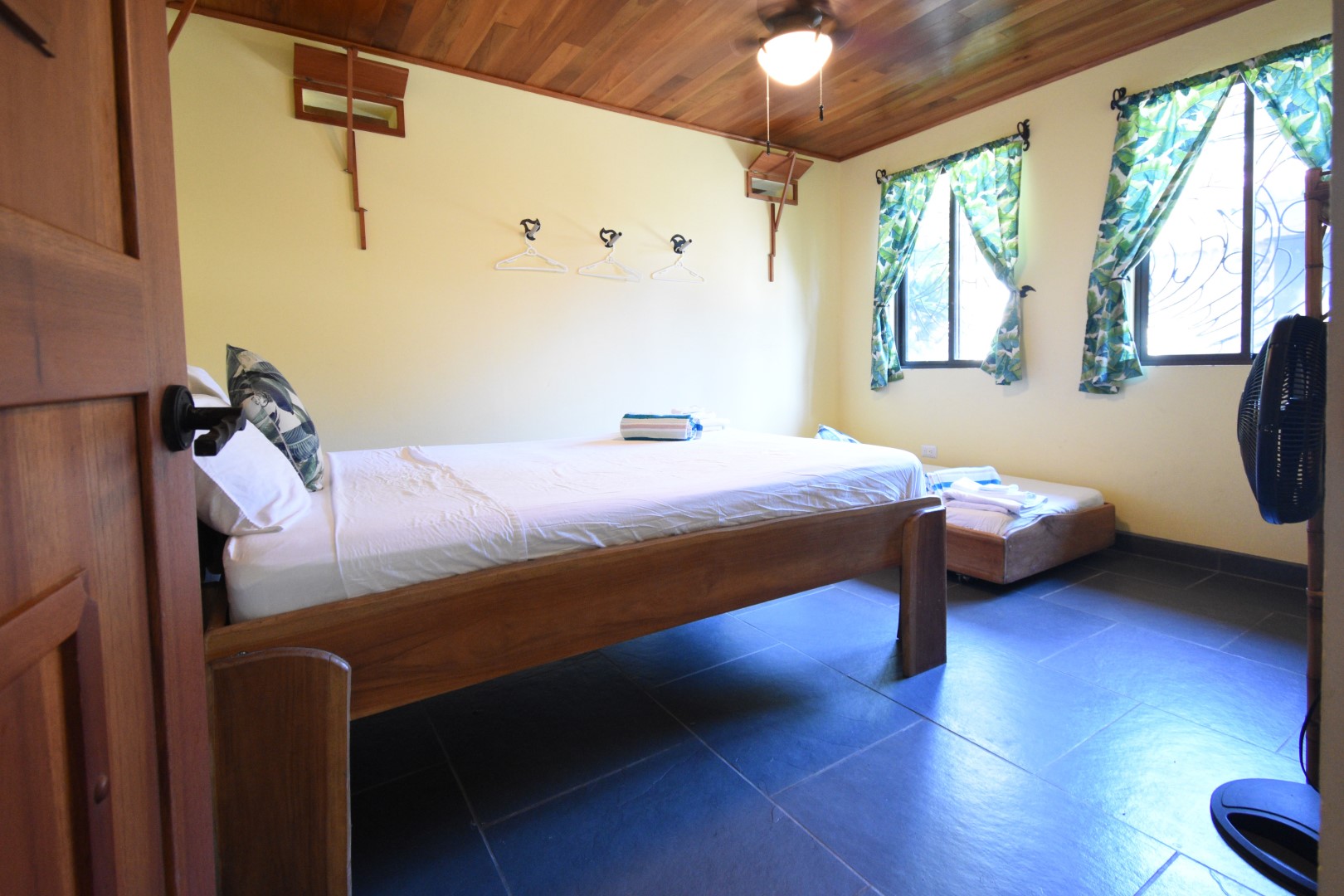 6 bed Single Family Homes For Sale in Dominical, Puntarenas - thumb 3