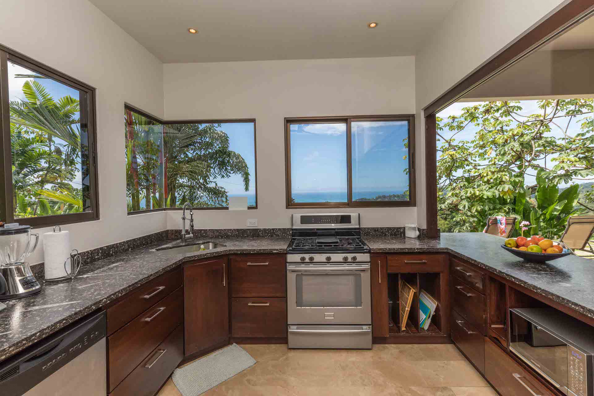 3 bed Single Family Homes For Sale in Dominical, Puntarenas - thumb 17
