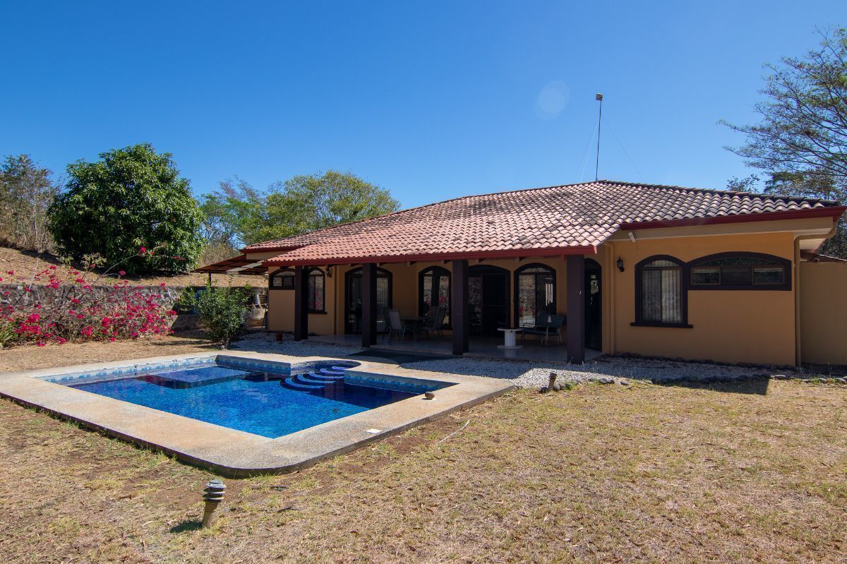 4 bed Single Family Homes For Sale in Sardinal, Guanacaste - thumb 11