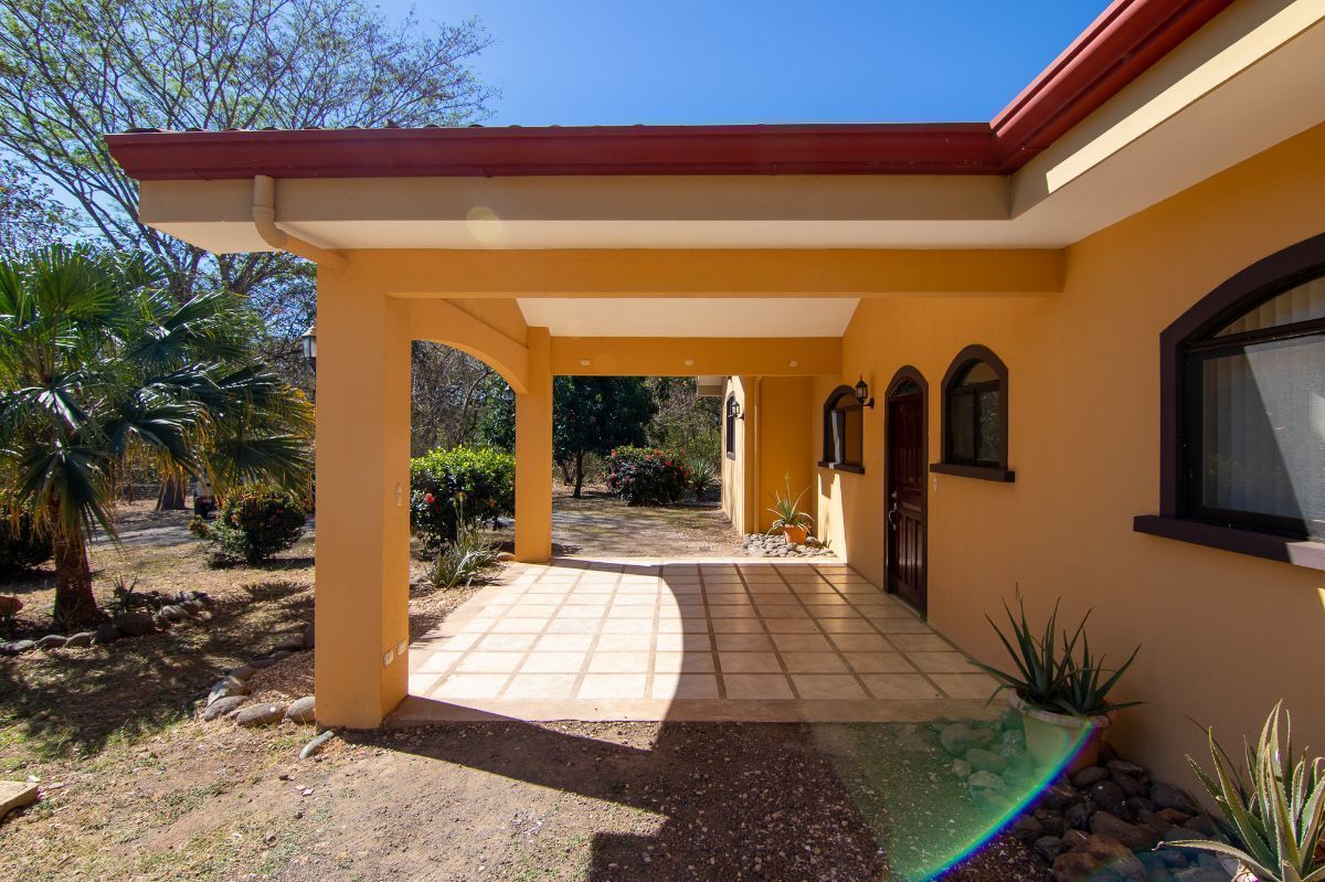 4 bed Single Family Homes For Sale in Sardinal, Guanacaste - thumb 13