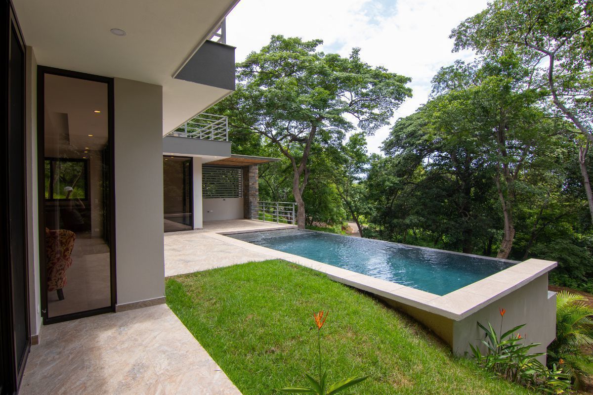 3 bed Single Family Homes For Sale in Playas Del Coco, Guanacaste - thumb 3