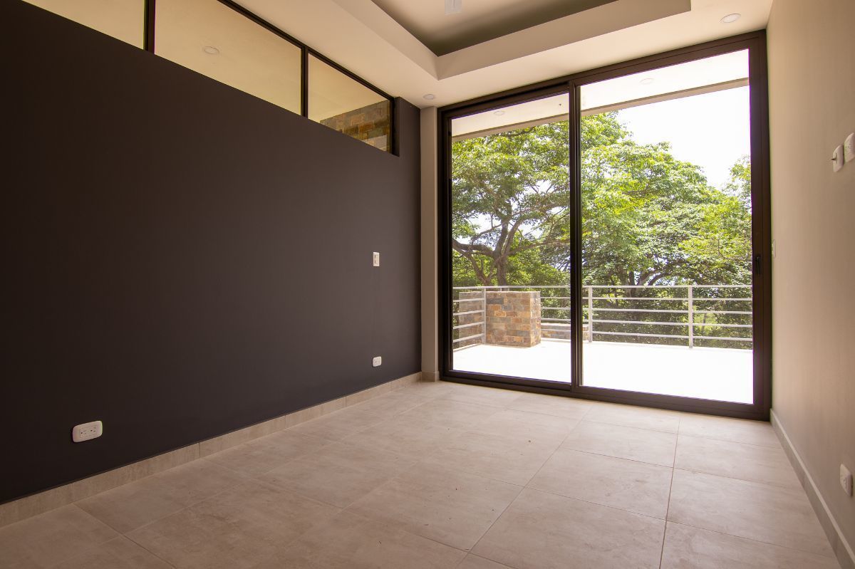 3 bed Single Family Homes For Sale in Playas Del Coco, Guanacaste - thumb 4