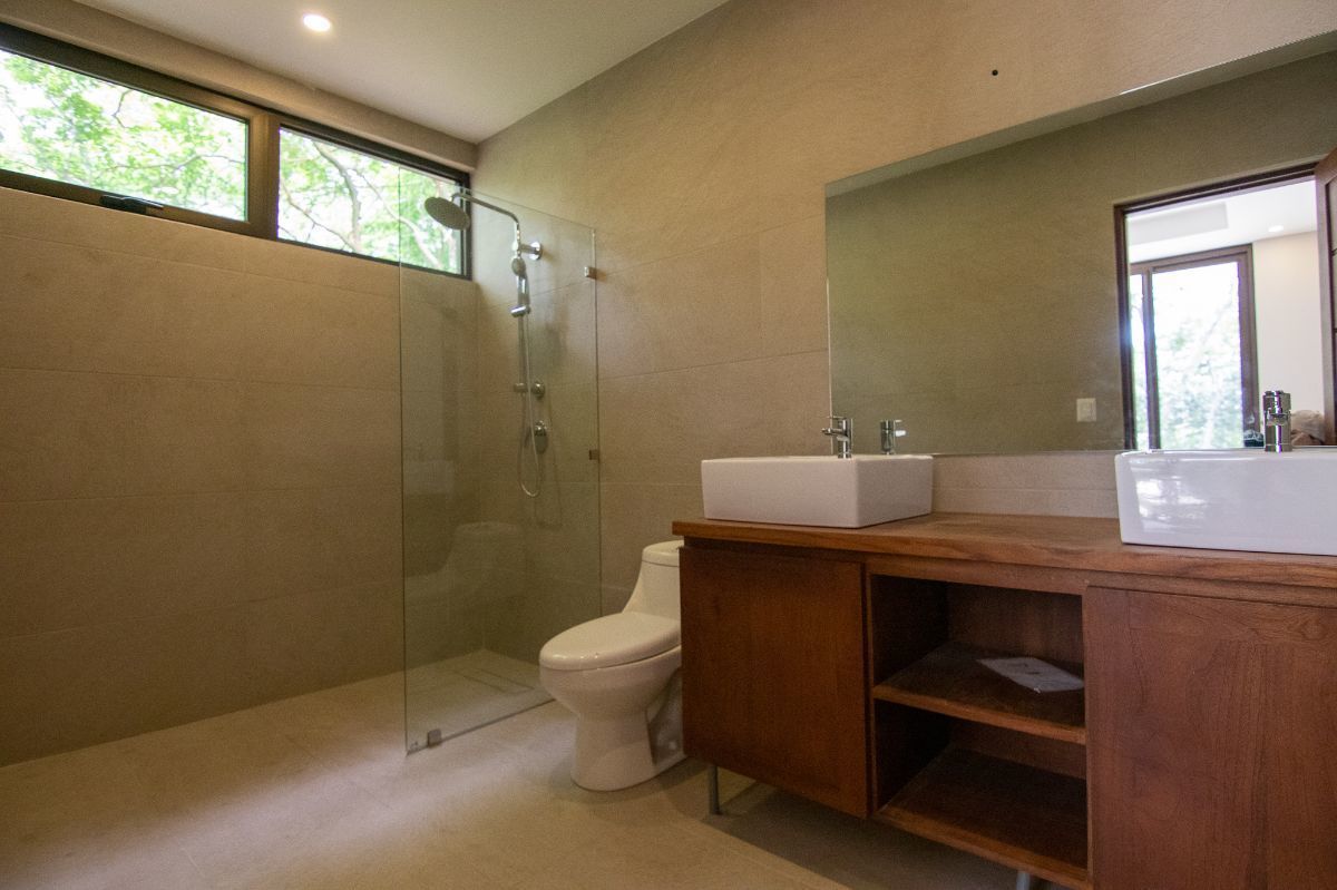 3 bed Single Family Homes For Sale in Playas Del Coco, Guanacaste - thumb 8