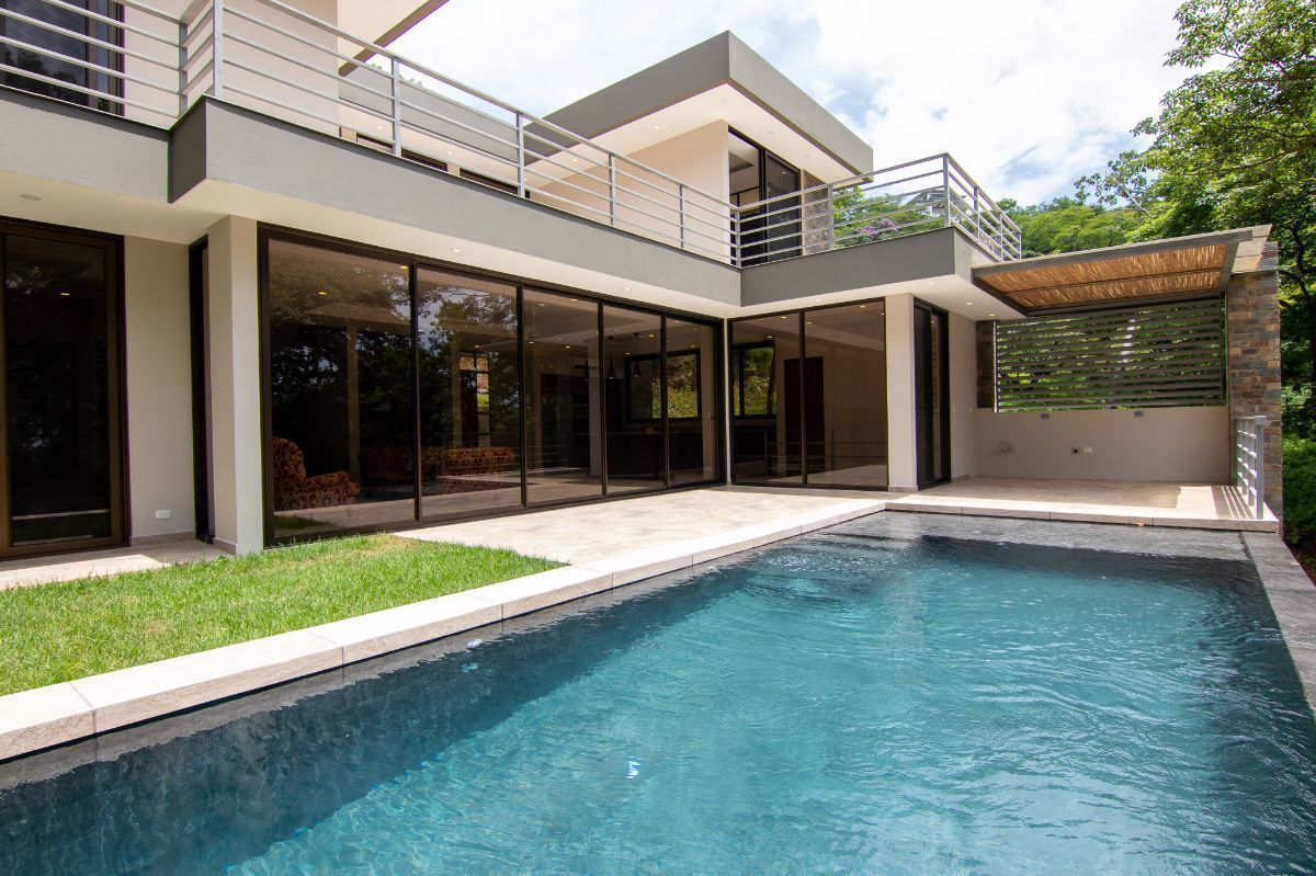 3 bed Single Family Homes For Sale in Playas Del Coco, Guanacaste - thumb 1