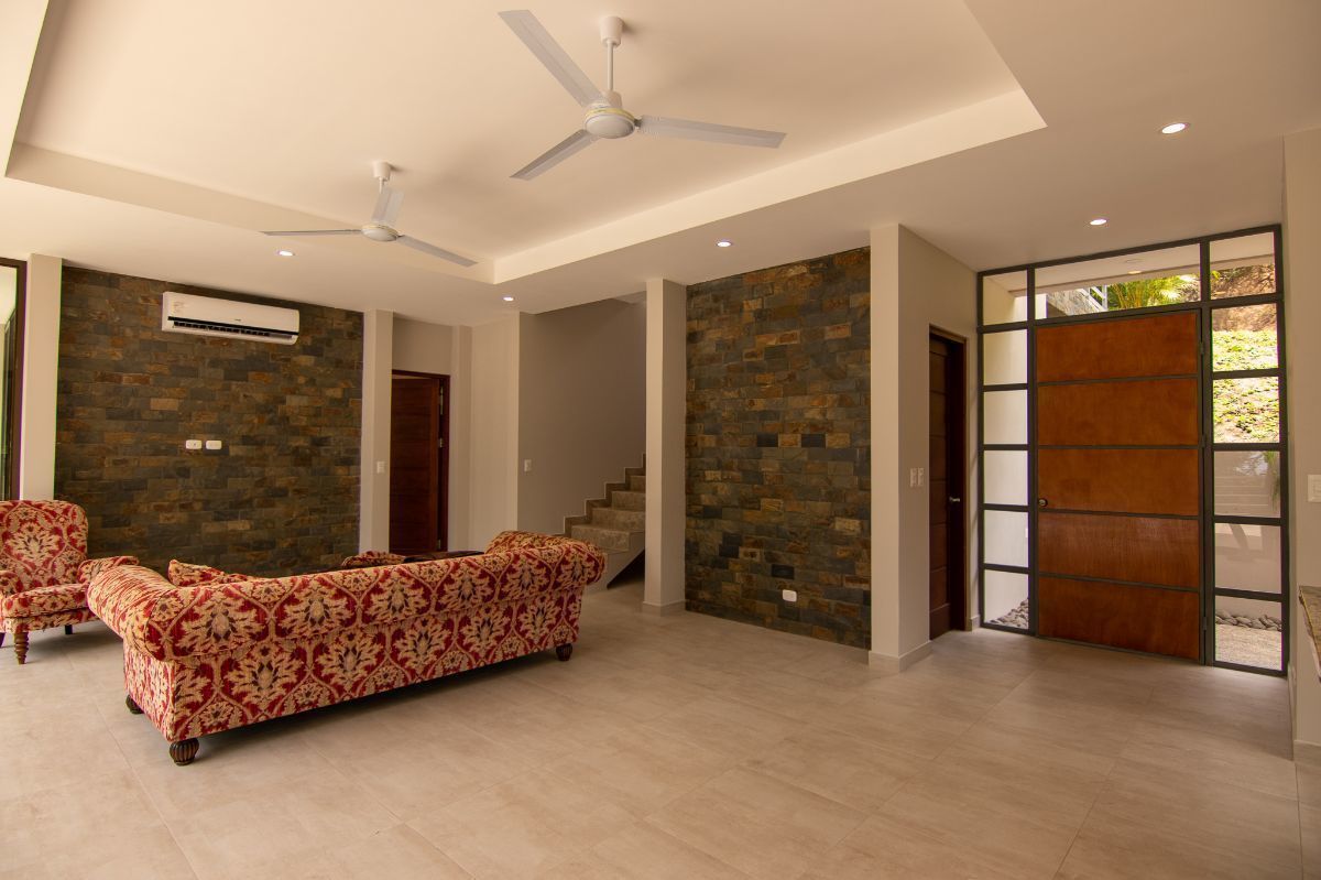 3 bed Single Family Homes For Sale in Playas Del Coco, Guanacaste - thumb 18