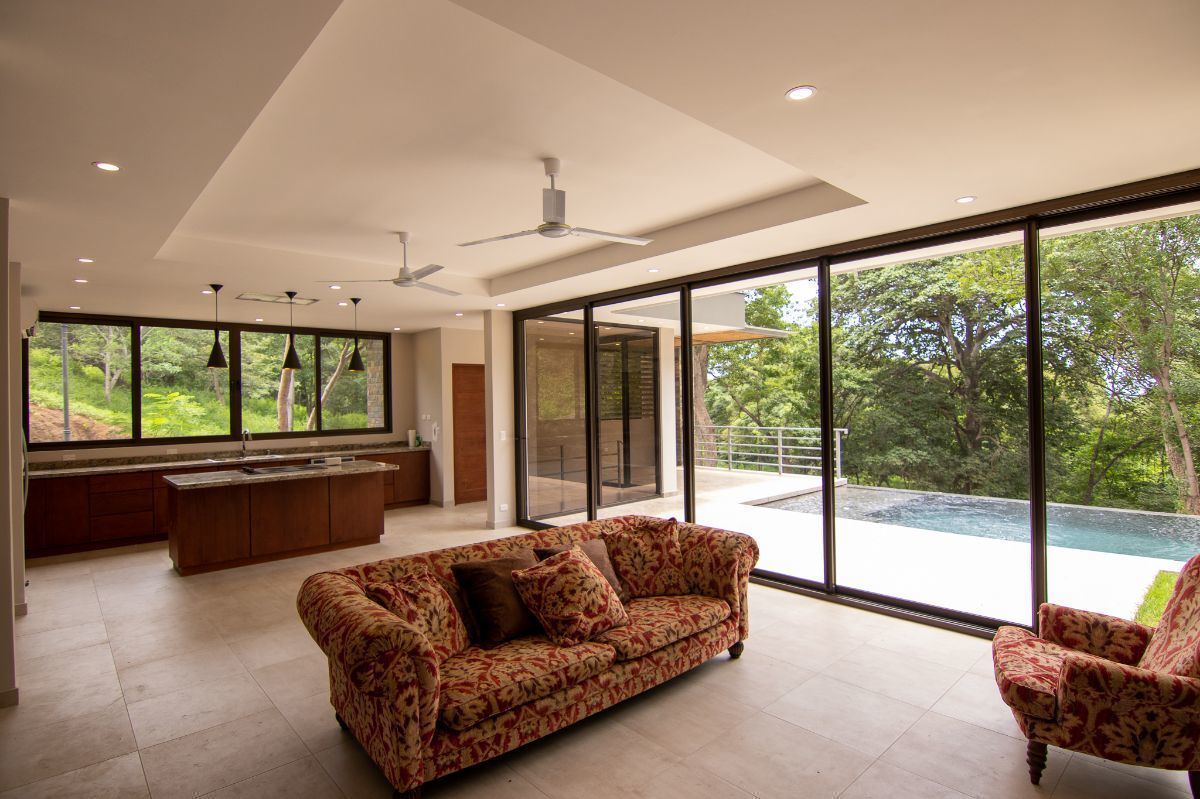 3 bed Single Family Homes For Sale in Playas Del Coco, Guanacaste - thumb 17