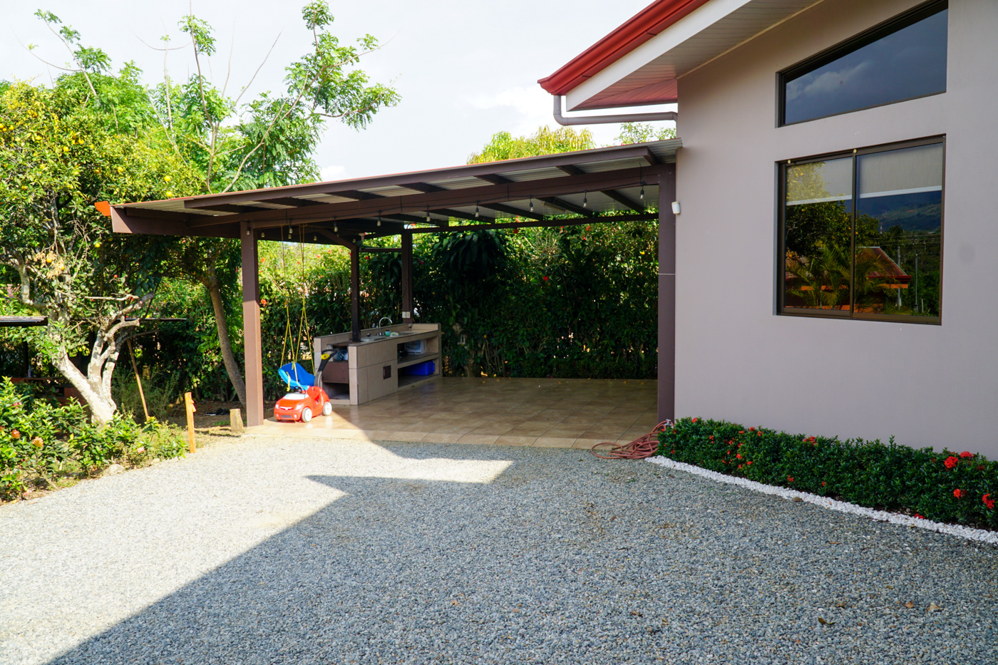 3 bed Single Family Homes For Sale in Perez Zeledon, San Jose - thumb 4