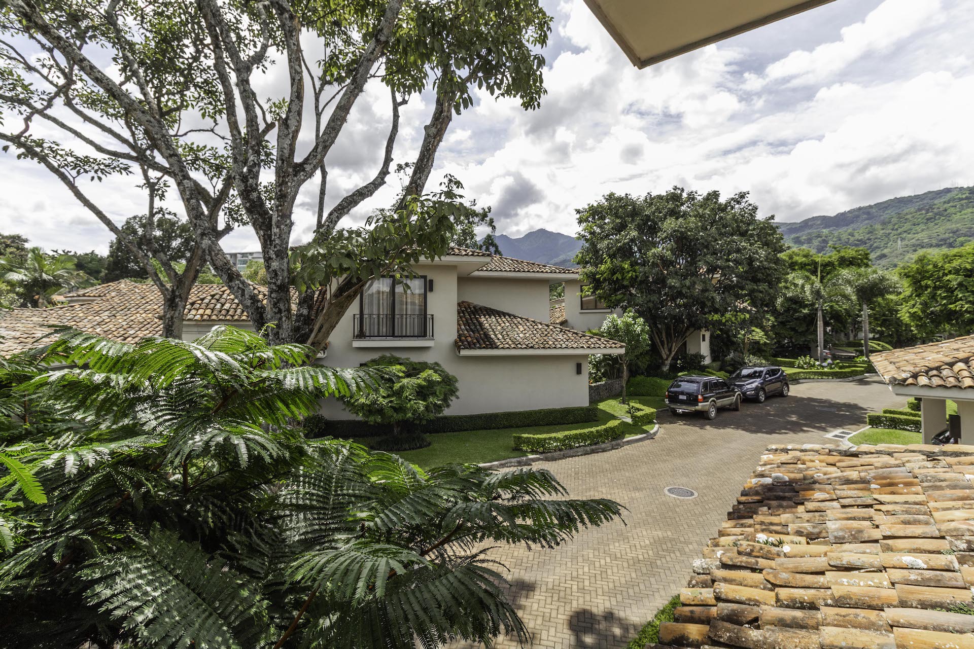 4 bed Single Family Homes For Sale in Jaboncillo, San Jose - thumb 14