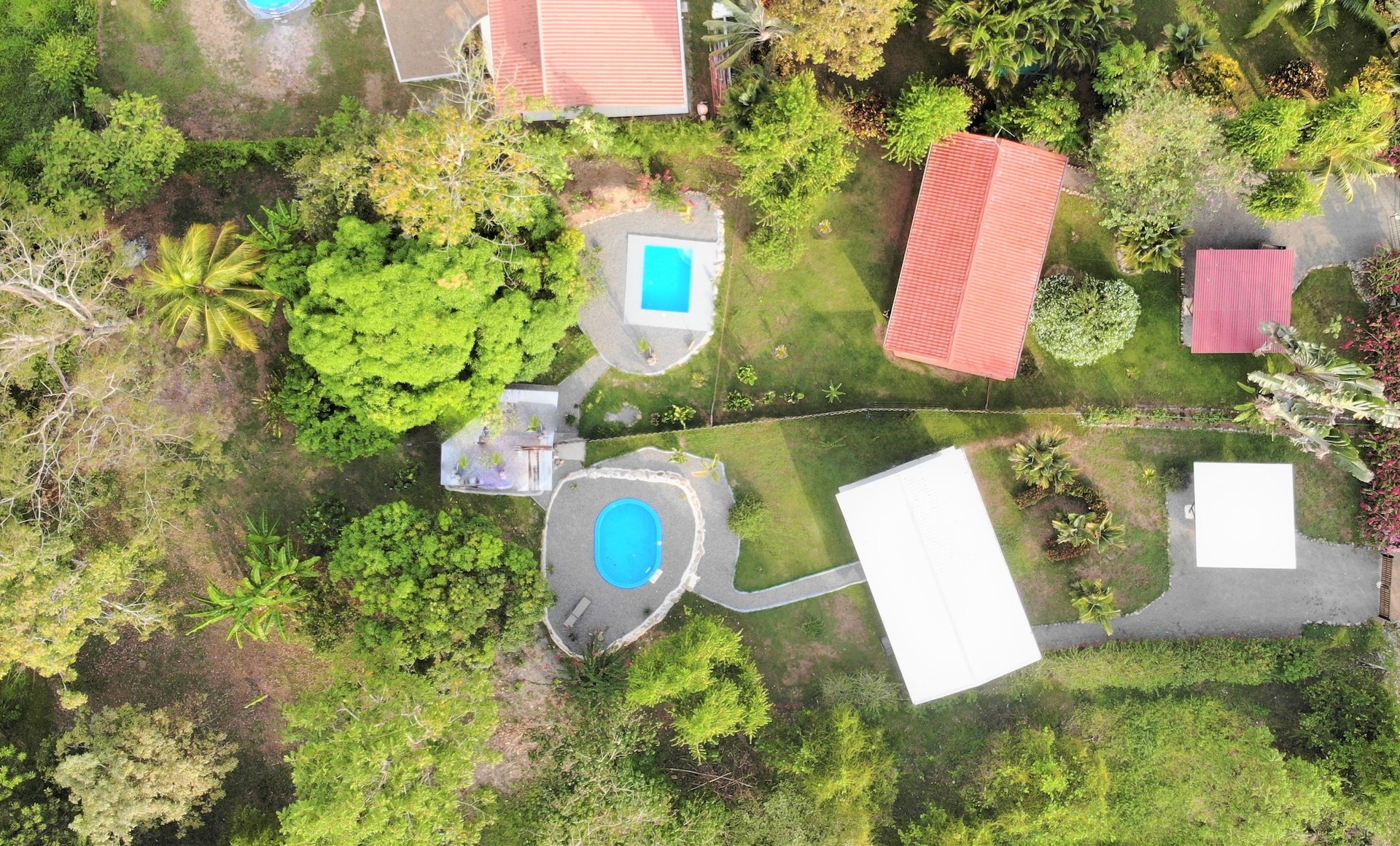 5 bed Single Family Homes For Sale in Ojochal, Puntarenas - thumb 1
