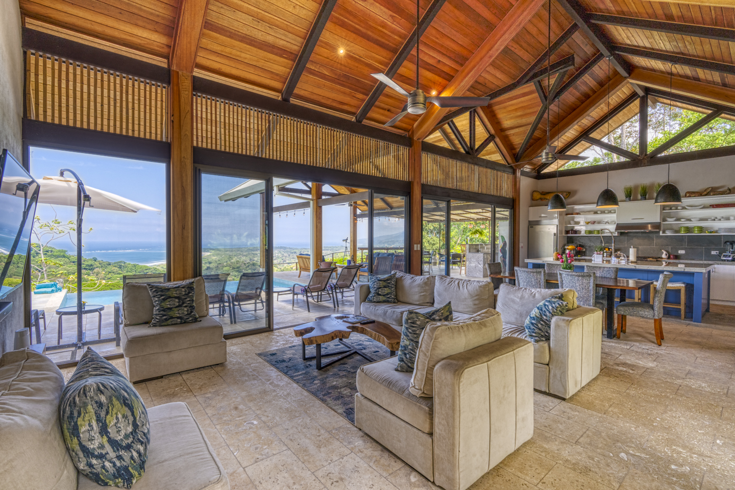 6 bed Single Family Homes For Sale in Uvita, Puntarenas - thumb 6