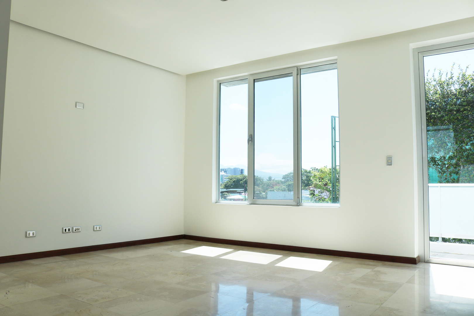 4 bed Single Family Homes For Sale in Escazu, San Jose - thumb 12