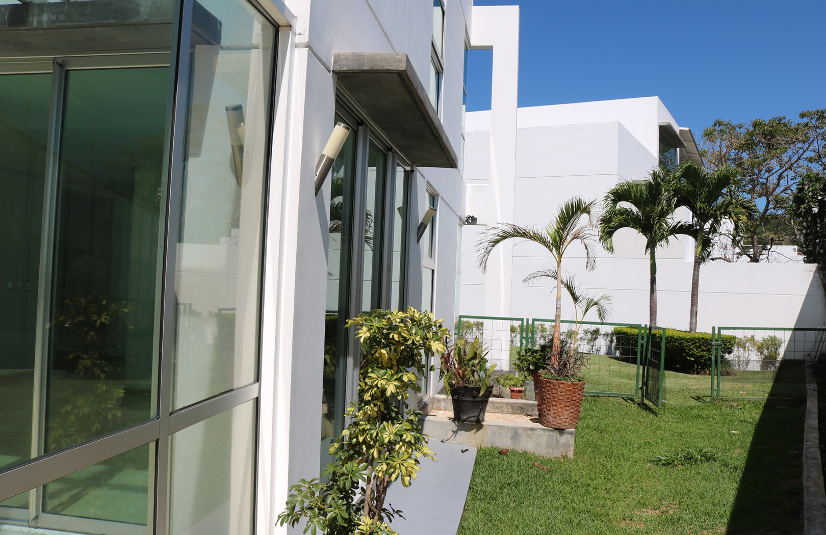 4 bed Single Family Homes For Sale in Escazu, San Jose - thumb 10