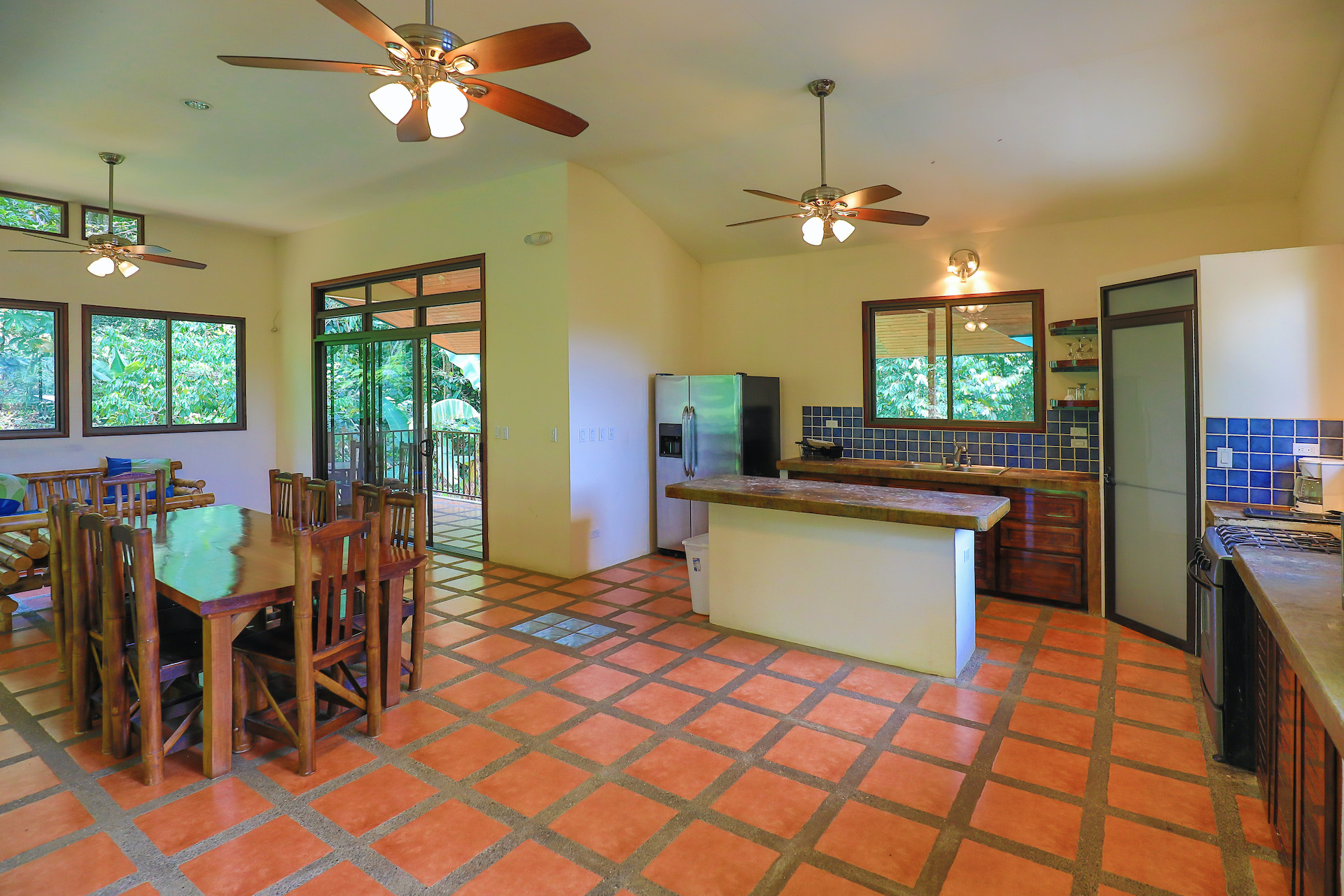 9 bed Single Family Homes For Sale in Dominical, Puntarenas - thumb 26