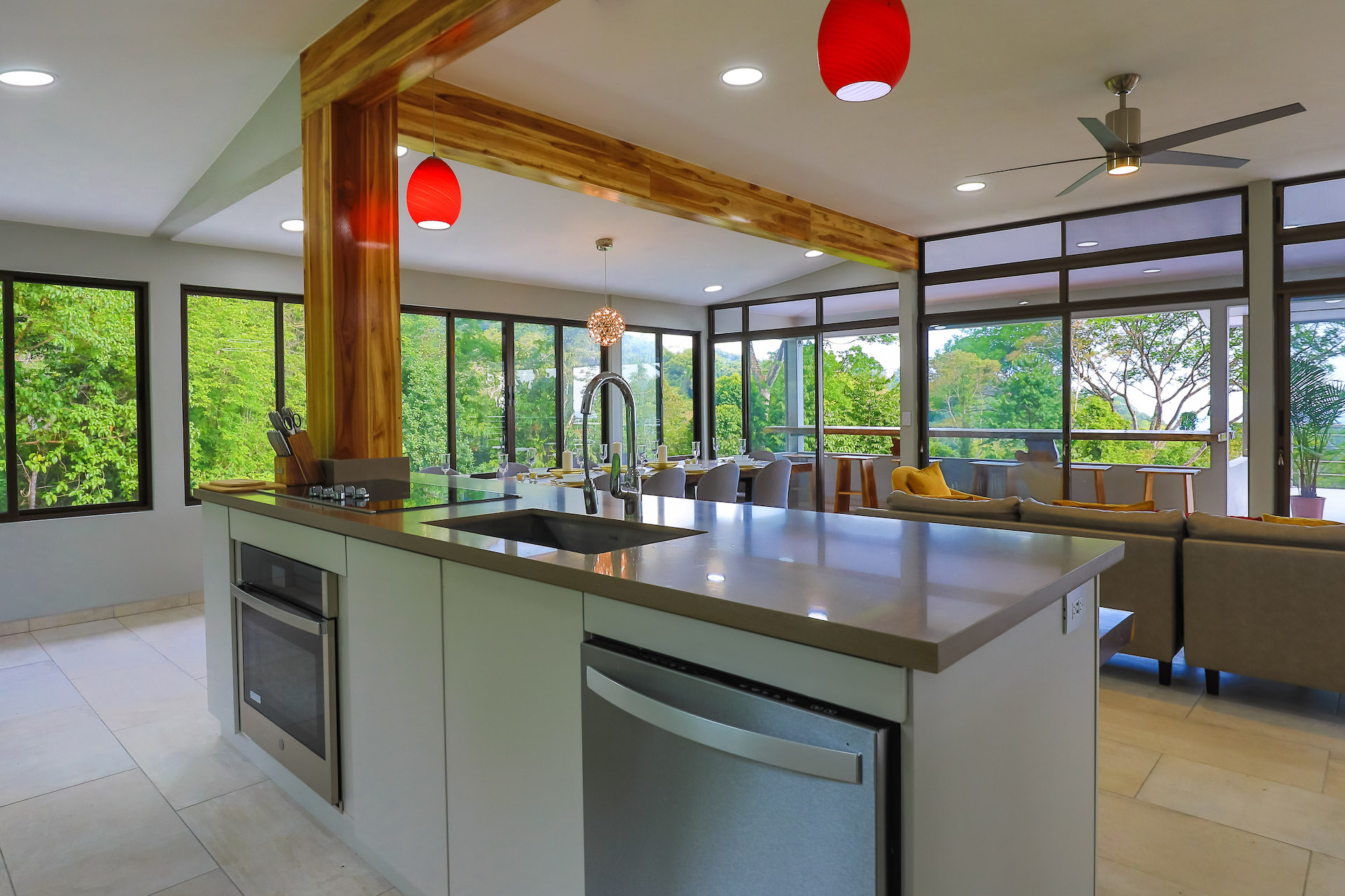 9 bed Single Family Homes For Sale in Dominical, Puntarenas - thumb 11