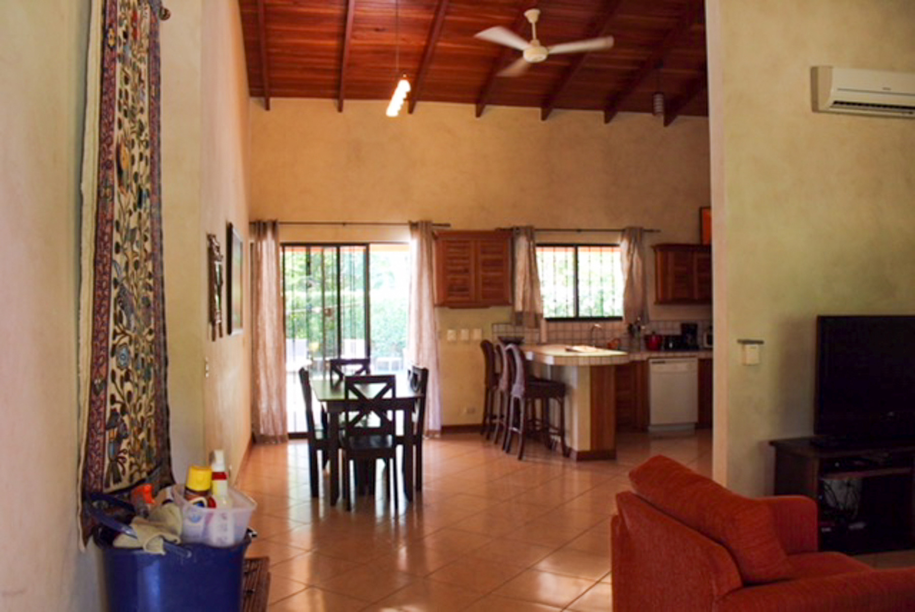 3 bed Single Family Homes For Sale in Jaco, Puntarenas - thumb 10