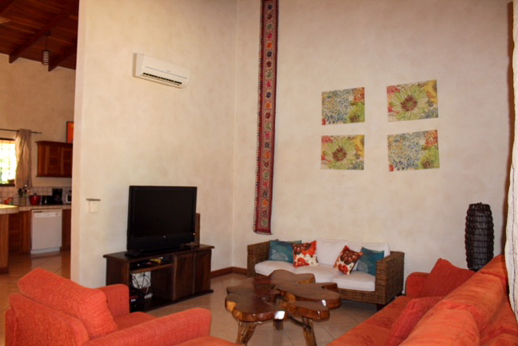 3 bed Single Family Homes For Sale in Jaco, Puntarenas - thumb 18
