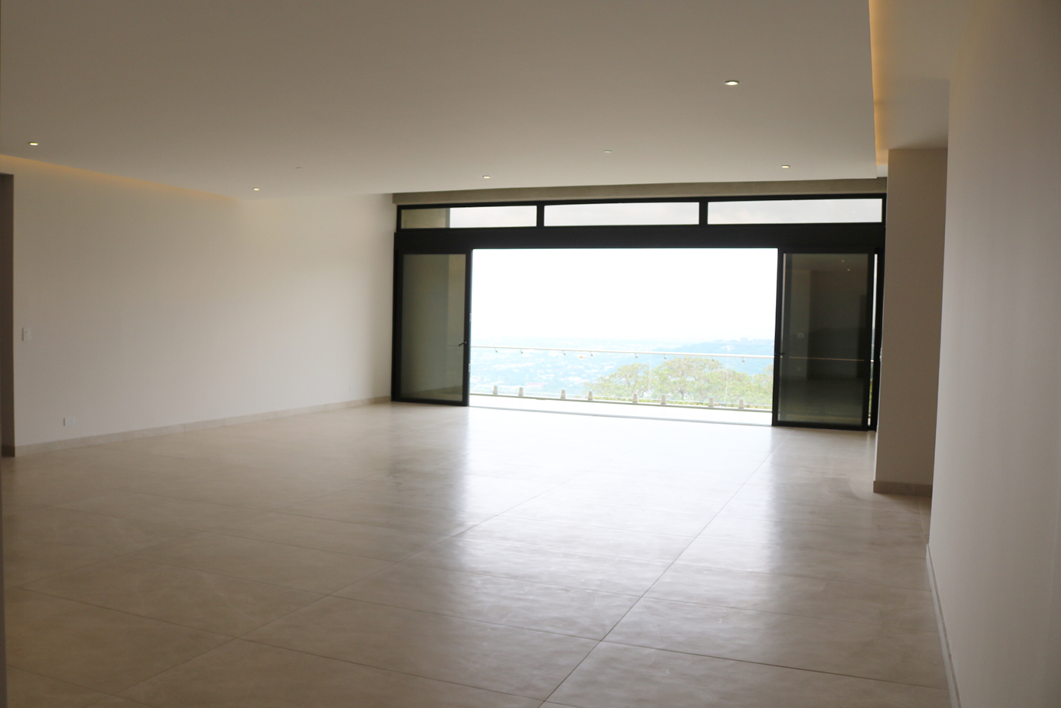 3 bed Apartment For Sale in Santa Ana, San Jose - thumb 5