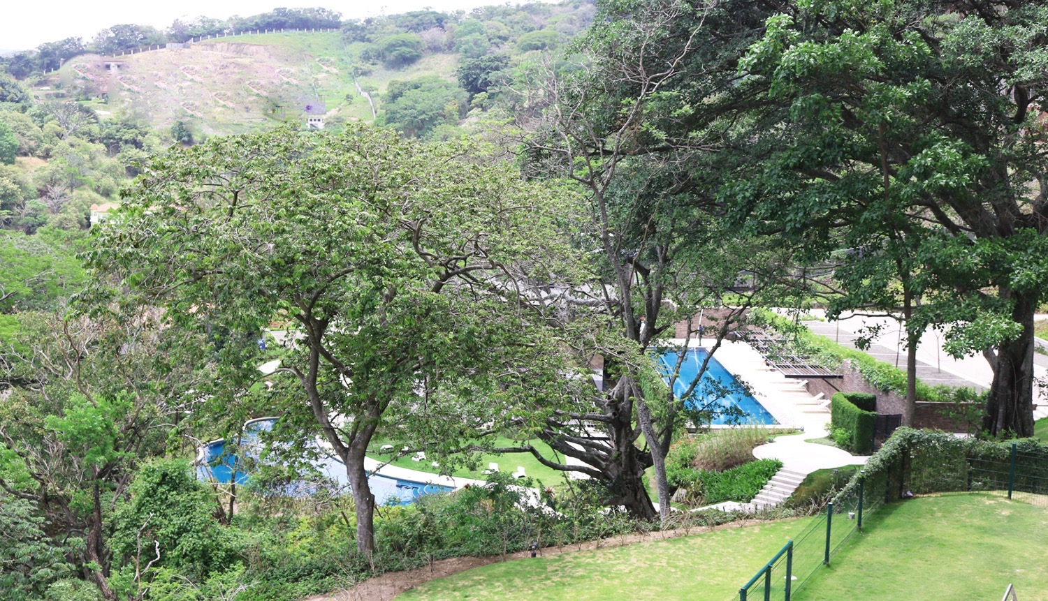 3 bed Apartment For Sale in Santa Ana, San Jose - thumb 1