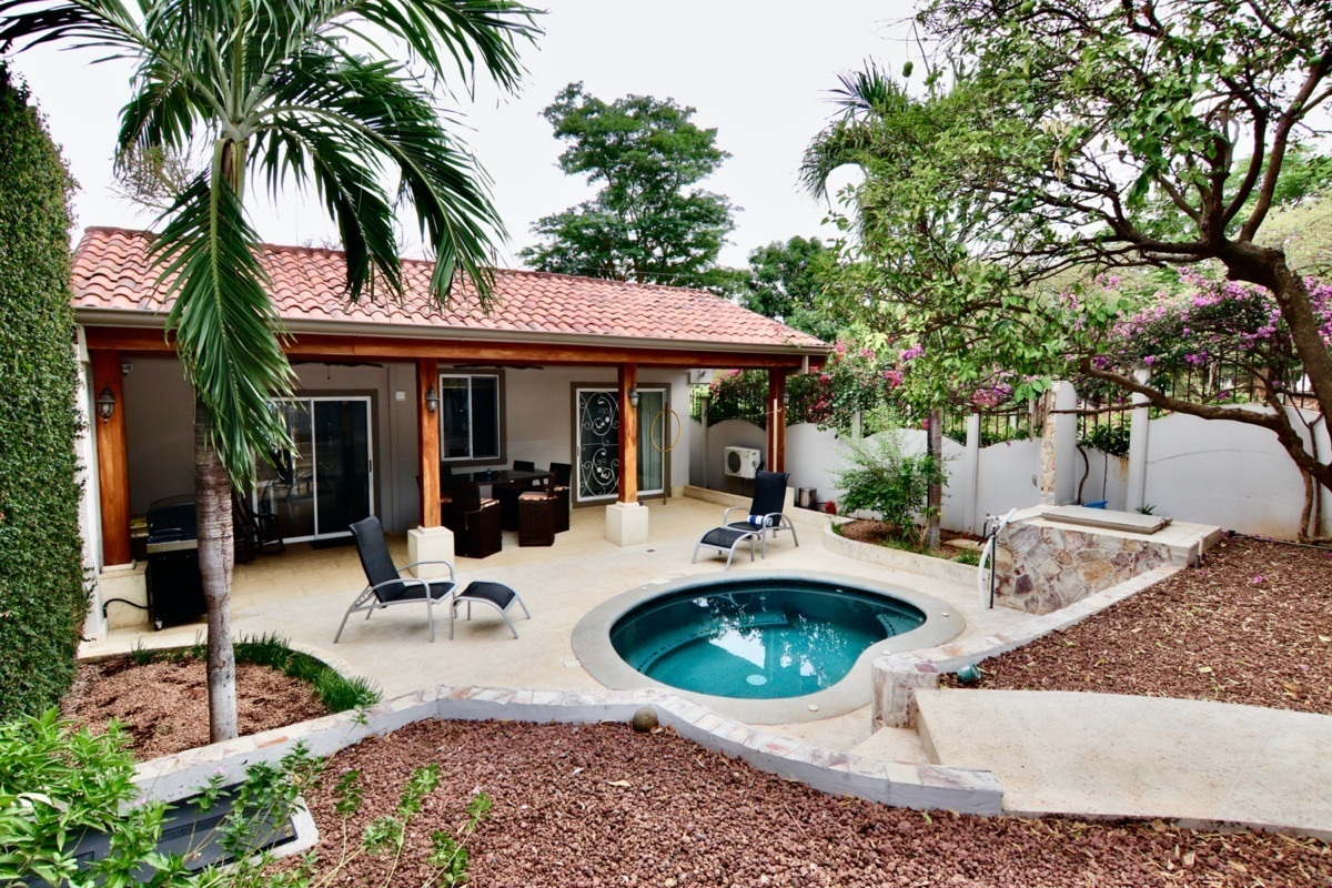 2 bed Single Family Homes For Sale in Playas Del Coco, Guanacaste - thumb 1
