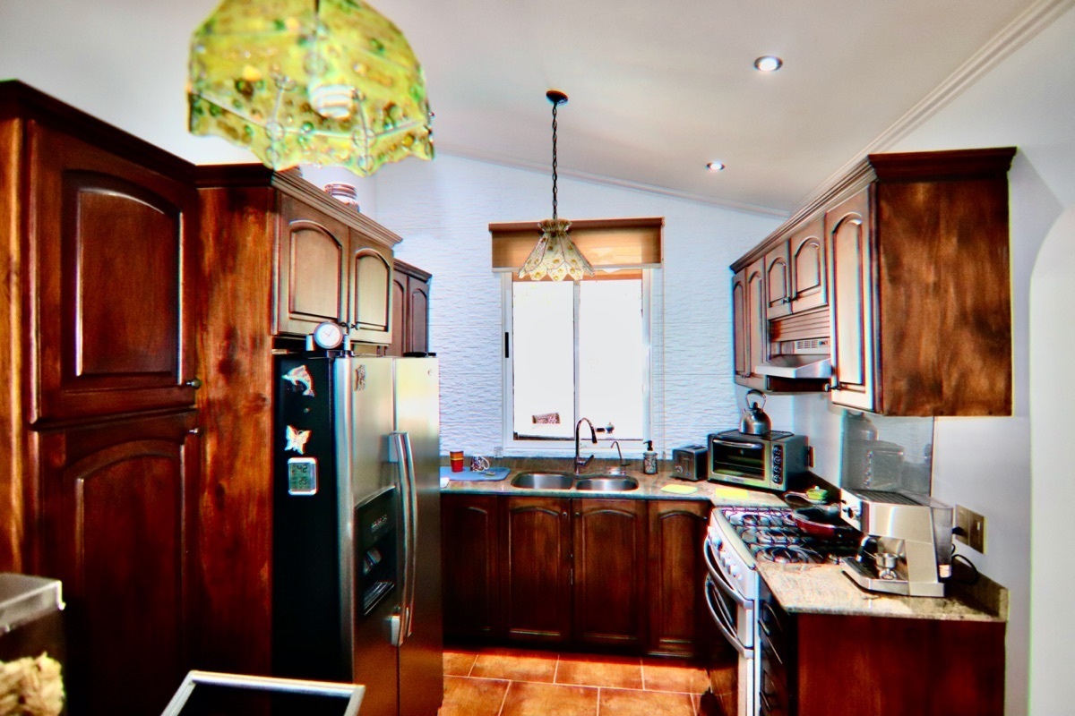 2 bed Single Family Homes For Sale in Playas Del Coco, Guanacaste - thumb 4