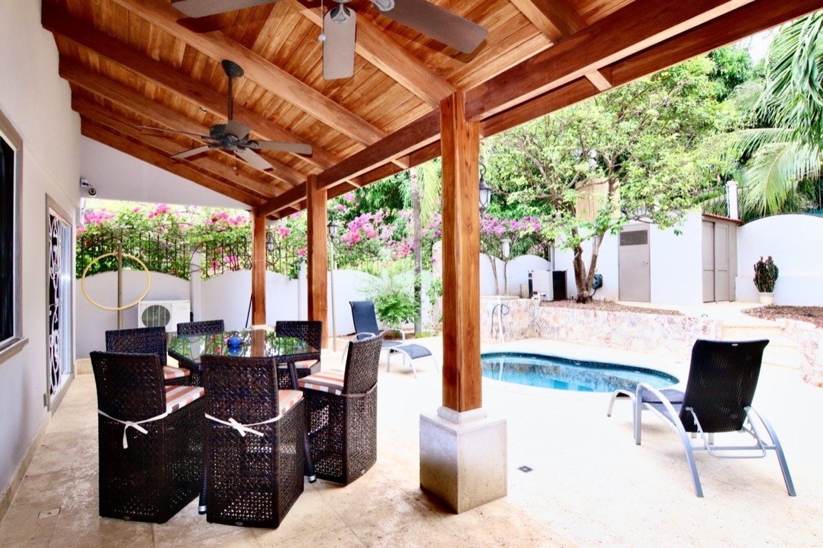 2 bed Single Family Homes For Sale in Playas Del Coco, Guanacaste - thumb 10