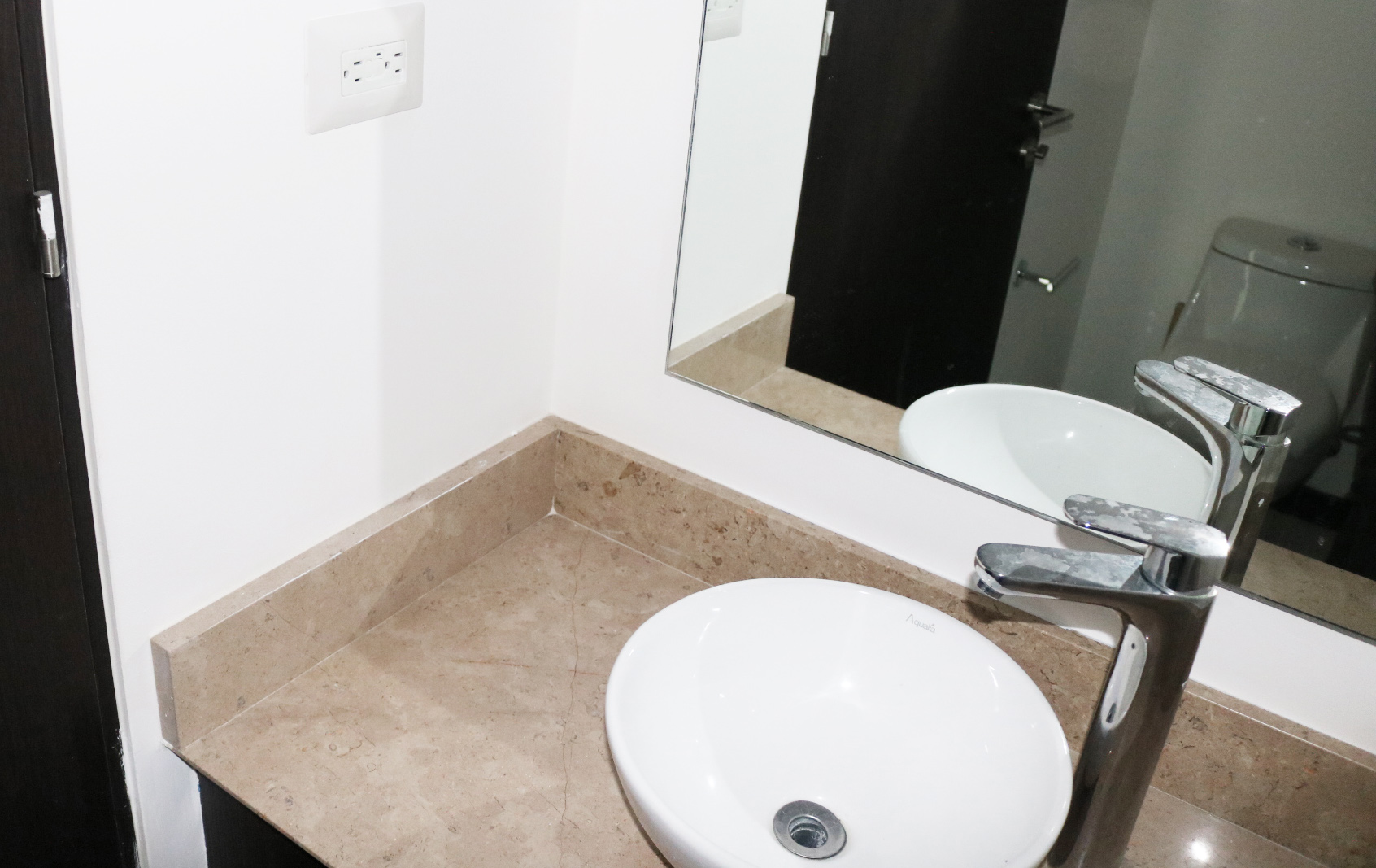 2 bed Apartment For Sale in Santa Ana, San Jose - thumb 7