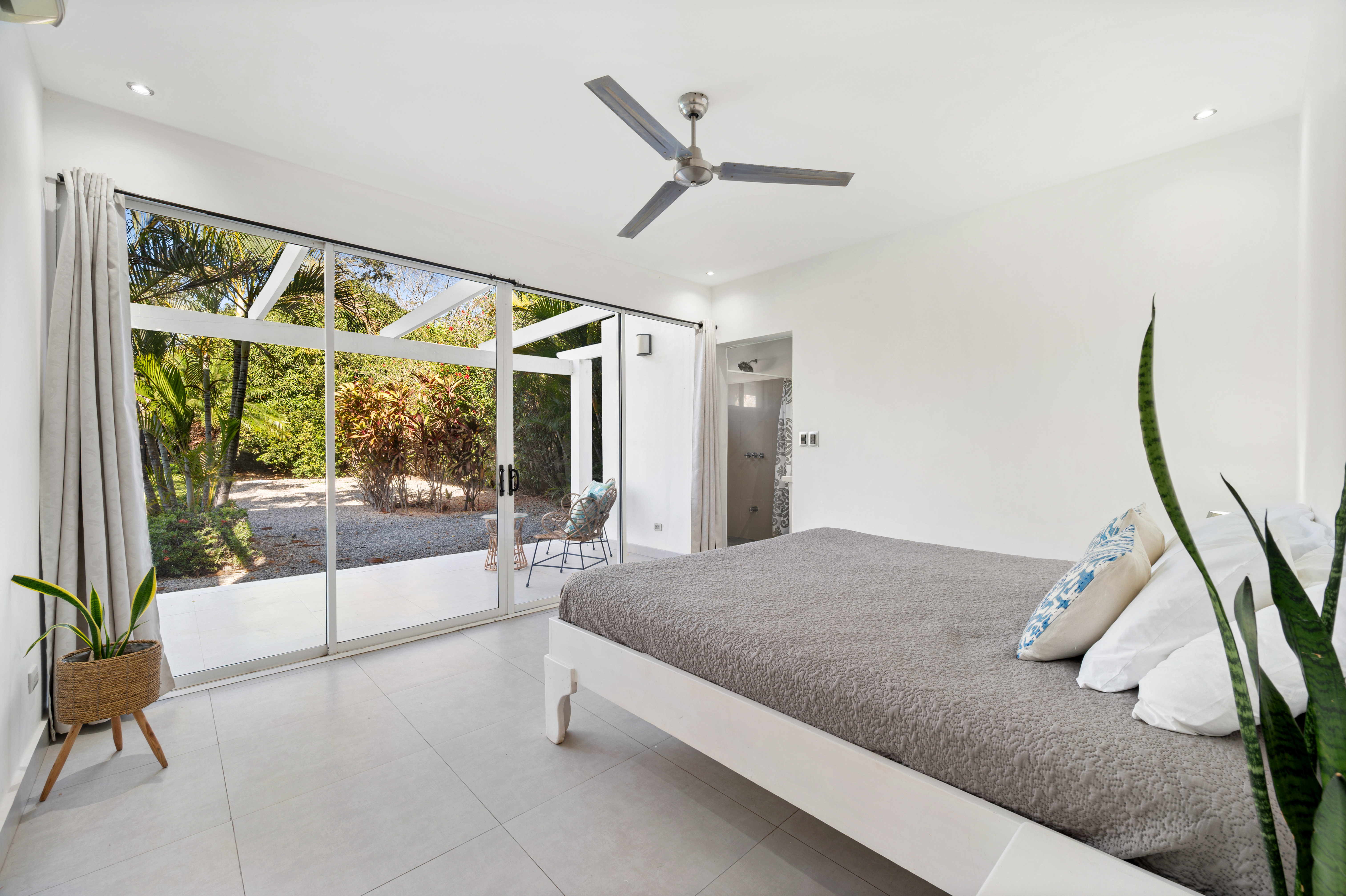 3 bed Single Family Homes For Sale in Tamarindo, Guanacaste - thumb 9