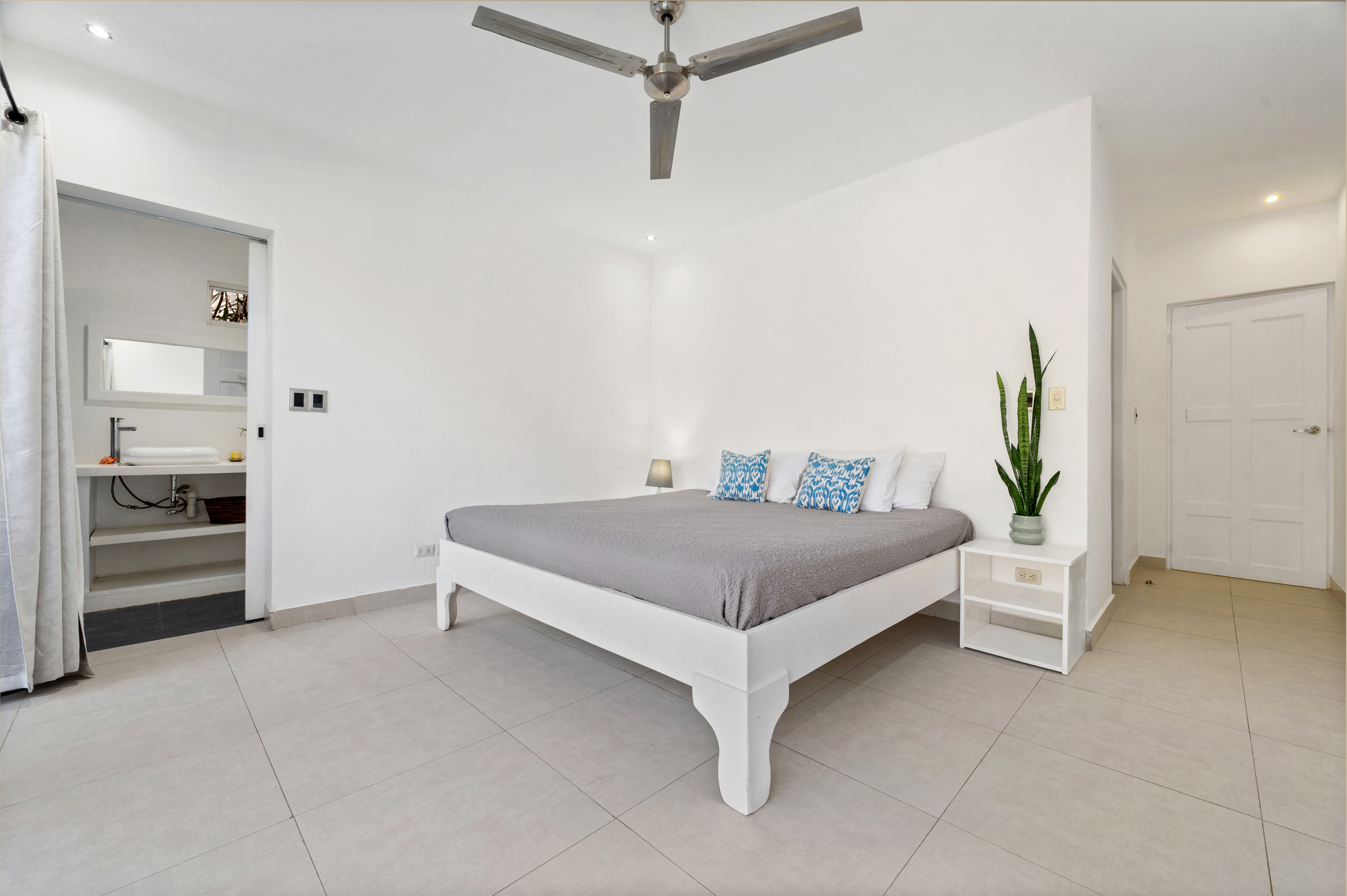 3 bed Single Family Homes For Sale in Tamarindo, Guanacaste - thumb 11