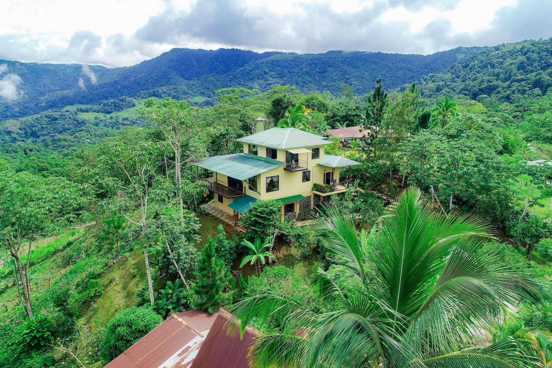 3 bed Single Family Homes For Sale in Dominical, Puntarenas - thumb 1