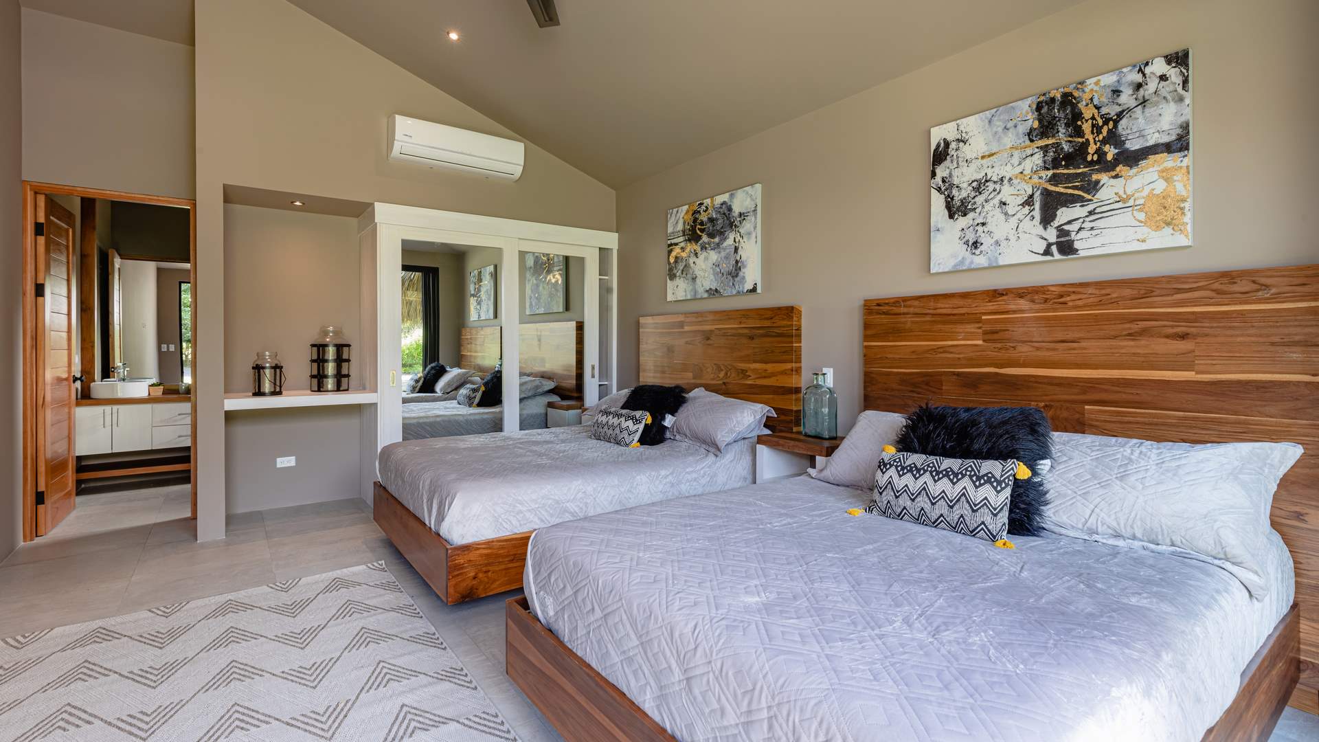 5 bed Single Family Homes For Sale in San Jose De Pinilla, Guanacaste - thumb 9