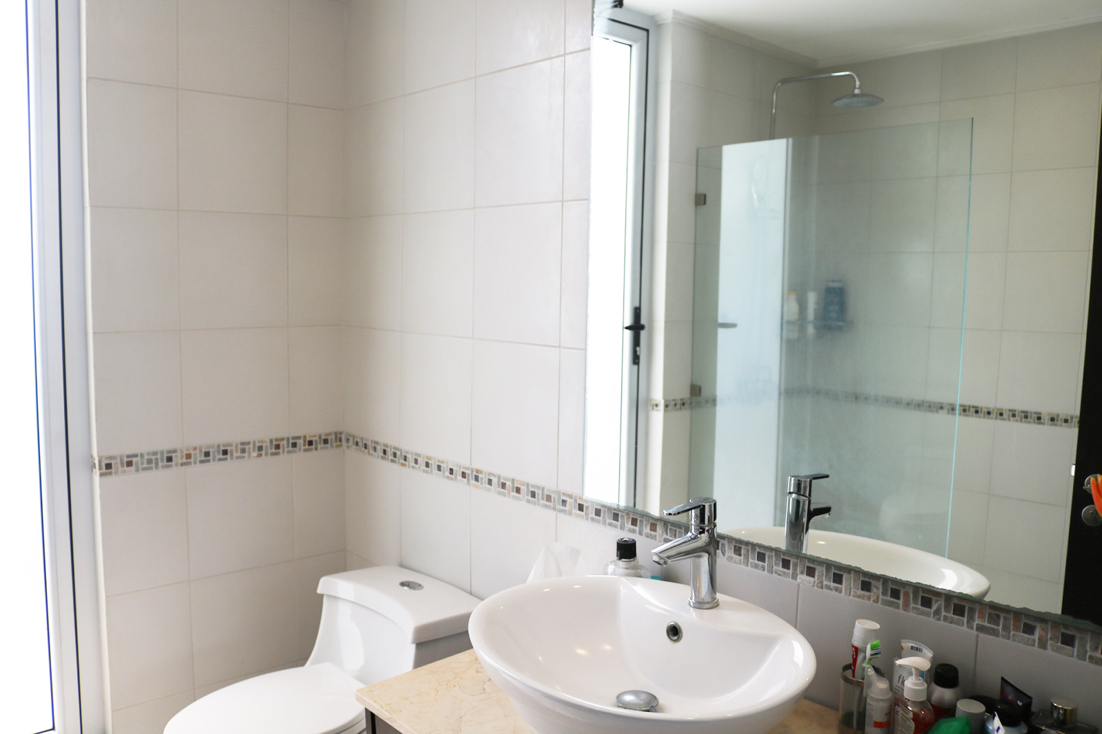 4 bed Single Family Homes For Sale in Santa Ana, San Jose - thumb 16