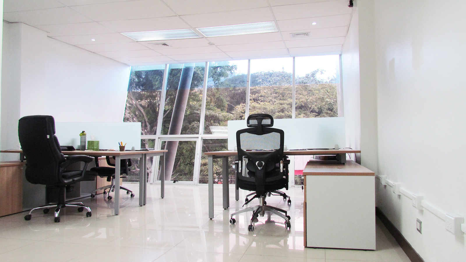 2 bed Commercial For Sale in Escazu, San Jose - thumb 1