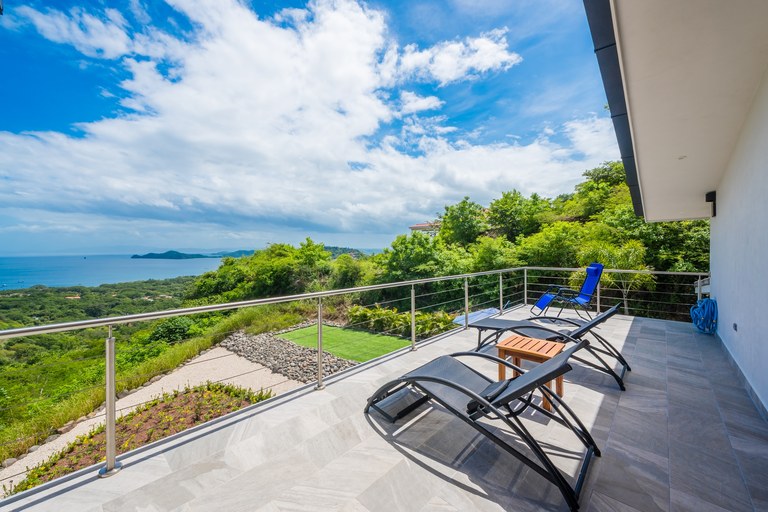 4 bed Single Family Homes For Sale in Hermosa, Guanacaste - thumb 4