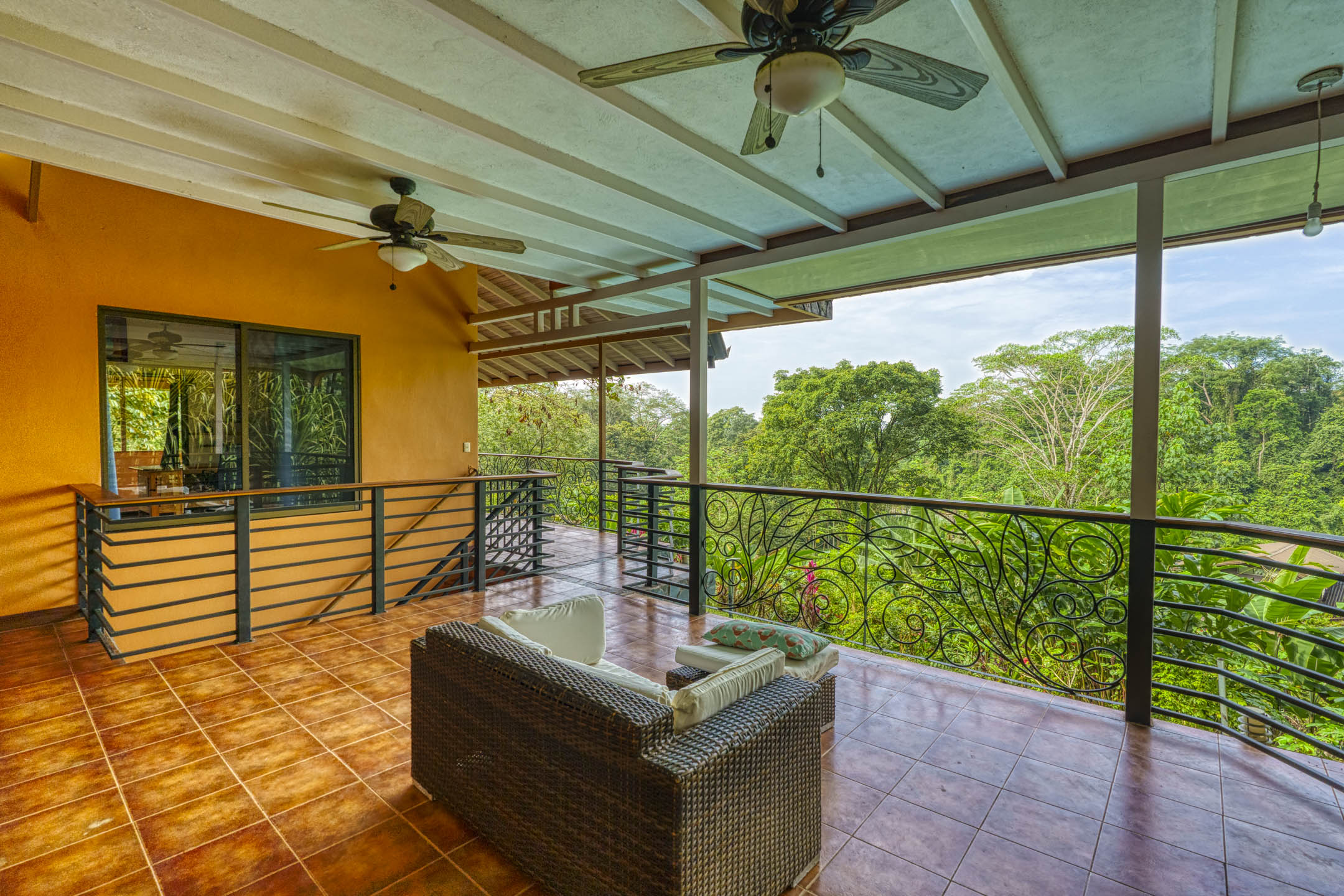 4 bed Single Family Homes For Sale in Uvita, Puntarenas - thumb 11