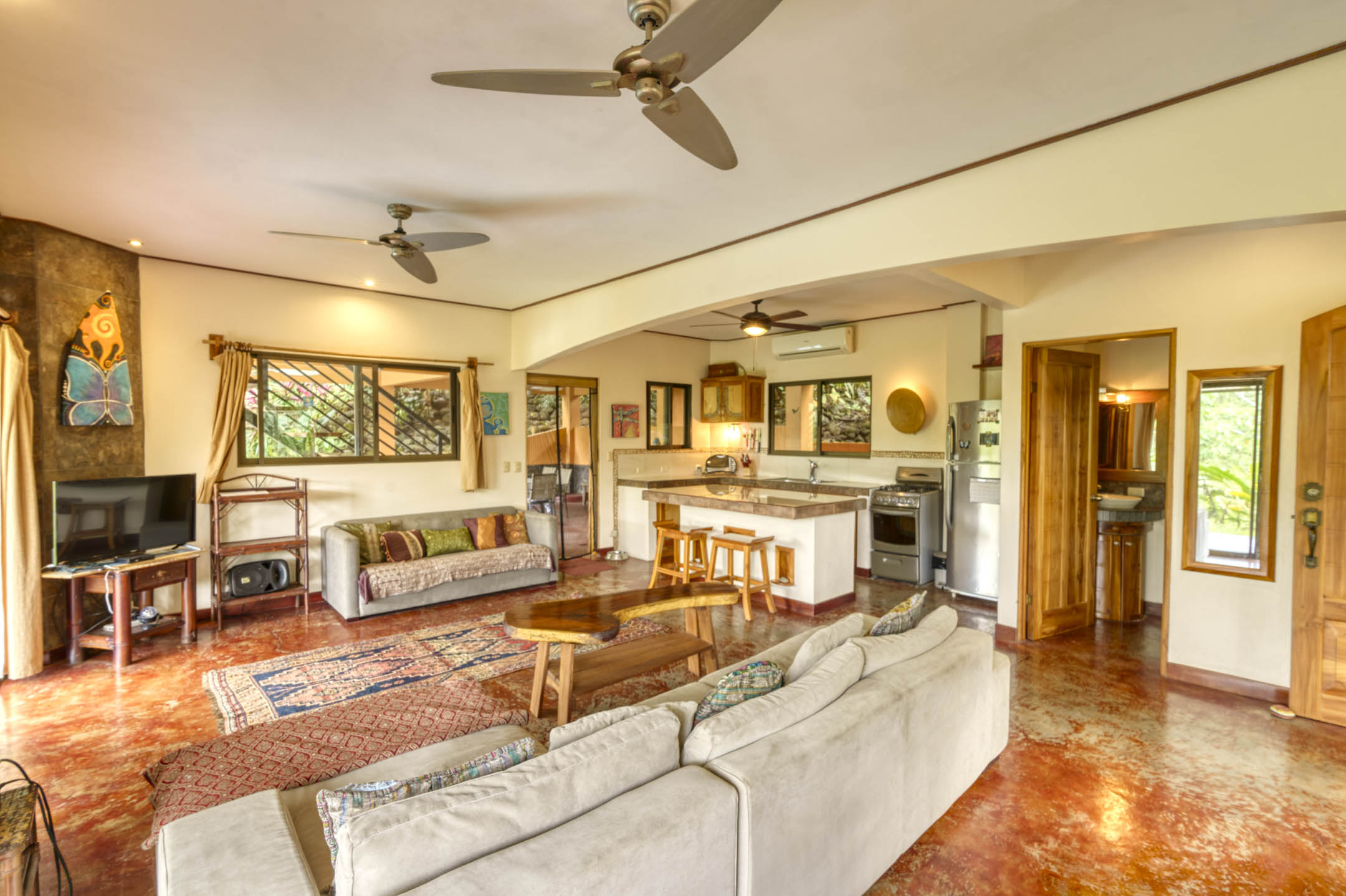 4 bed Single Family Homes For Sale in Uvita, Puntarenas - thumb 7
