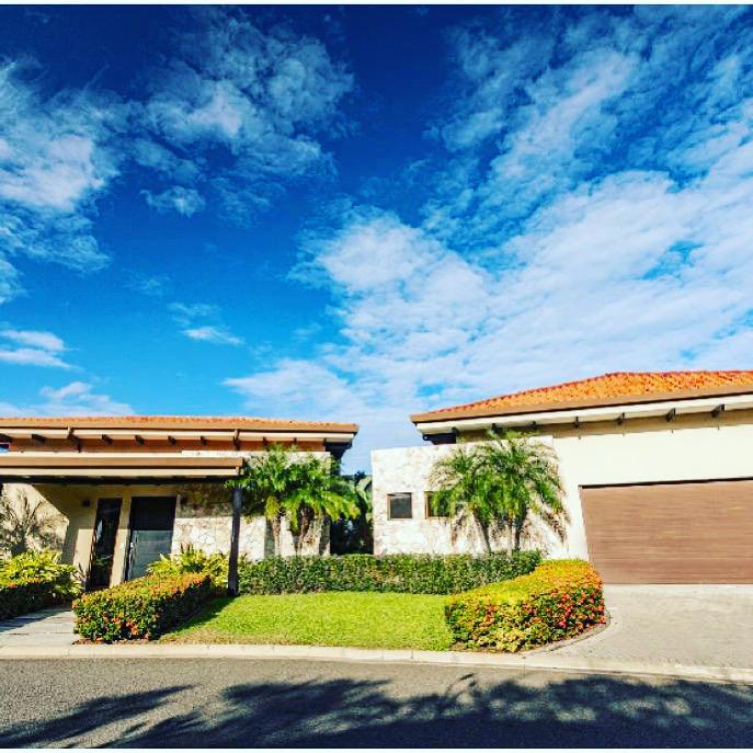 5 bed Single Family Homes For Sale in Playas Del Coco, Guanacaste - thumb 1