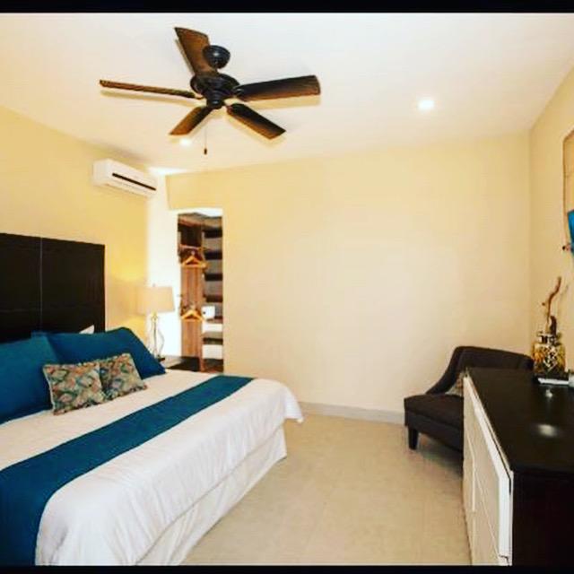 5 bed Single Family Homes For Sale in Playas Del Coco, Guanacaste - thumb 8