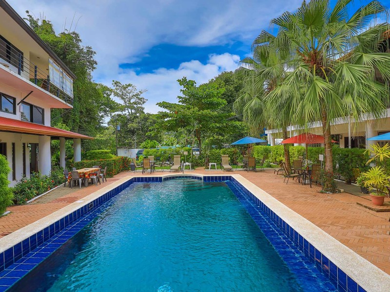 17 bed Hotel / Leisure For Sale in Quepos, Puntarenas - 1