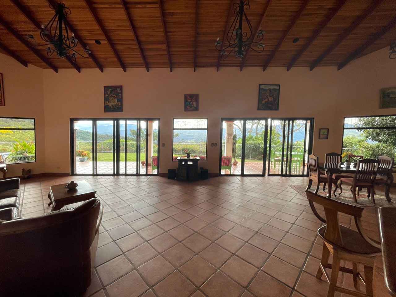 4 bed Single Family Homes For Sale in Atenas, Alajuela - thumb 3