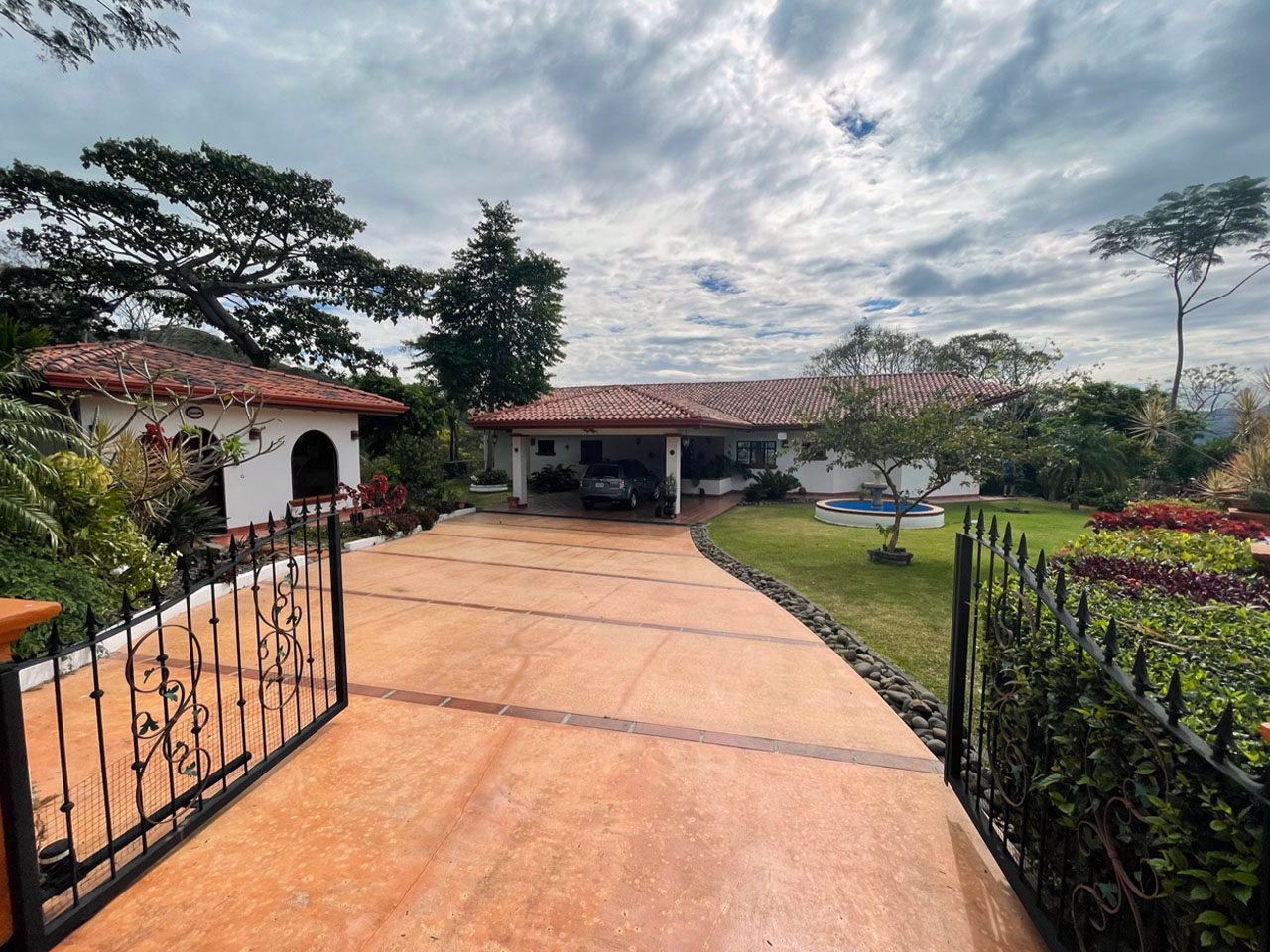 4 bed Single Family Homes For Sale in Atenas, Alajuela - thumb 24
