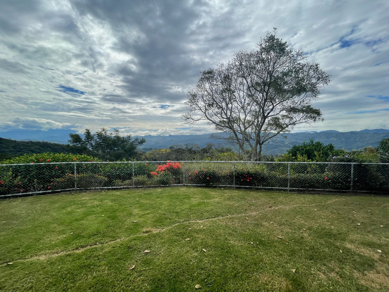 4 bed Single Family Homes For Sale in Atenas, Alajuela - thumb 13