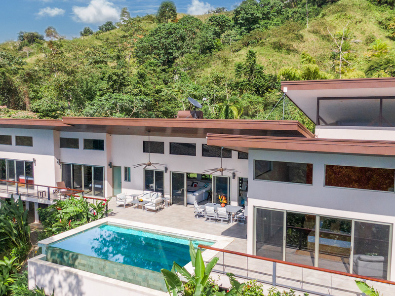 3 bed Single Family Homes For Sale in Dominical, Puntarenas - 1