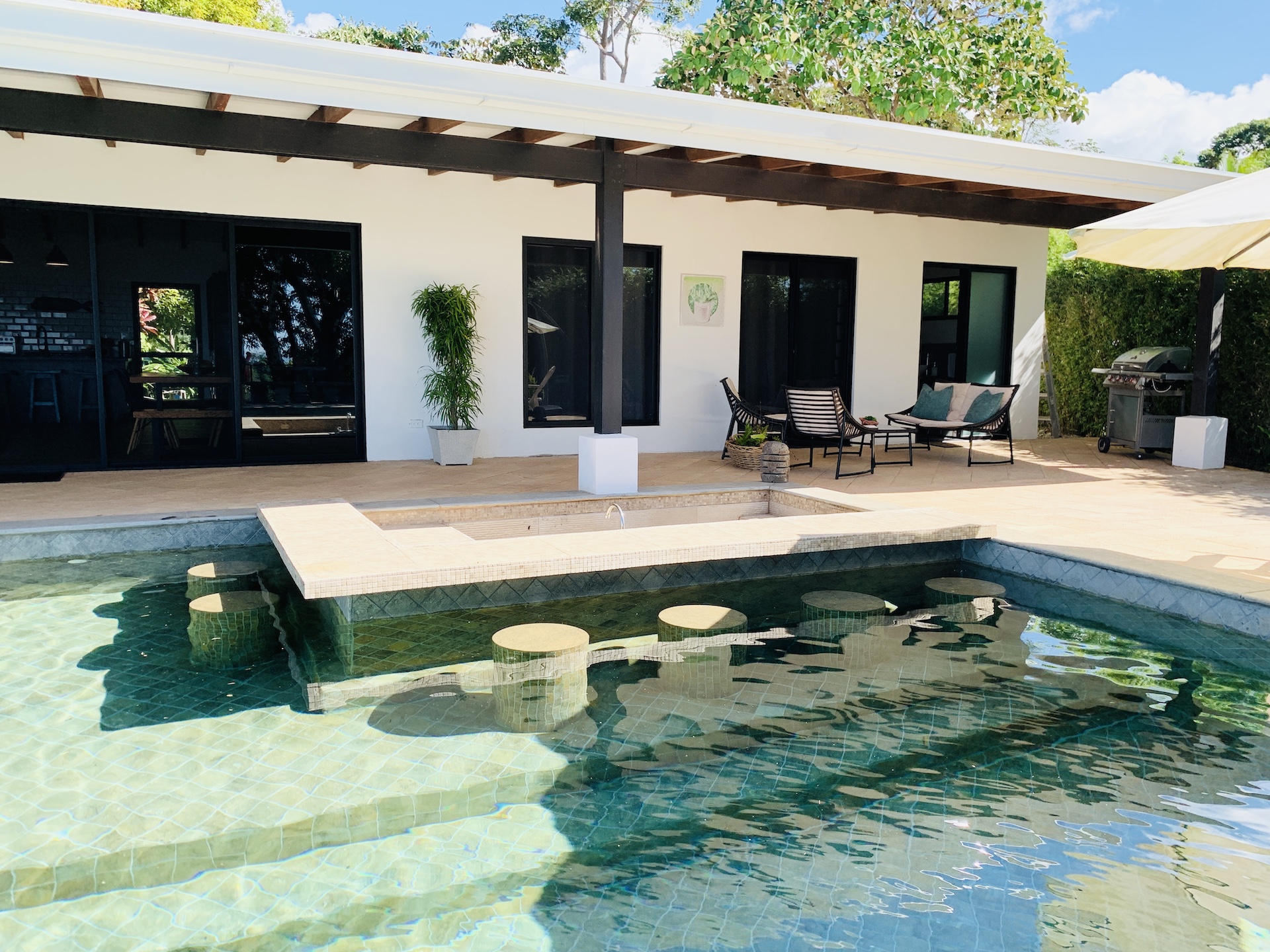 5 bed Single Family Homes For Sale in Ojochal, Puntarenas - thumb 9