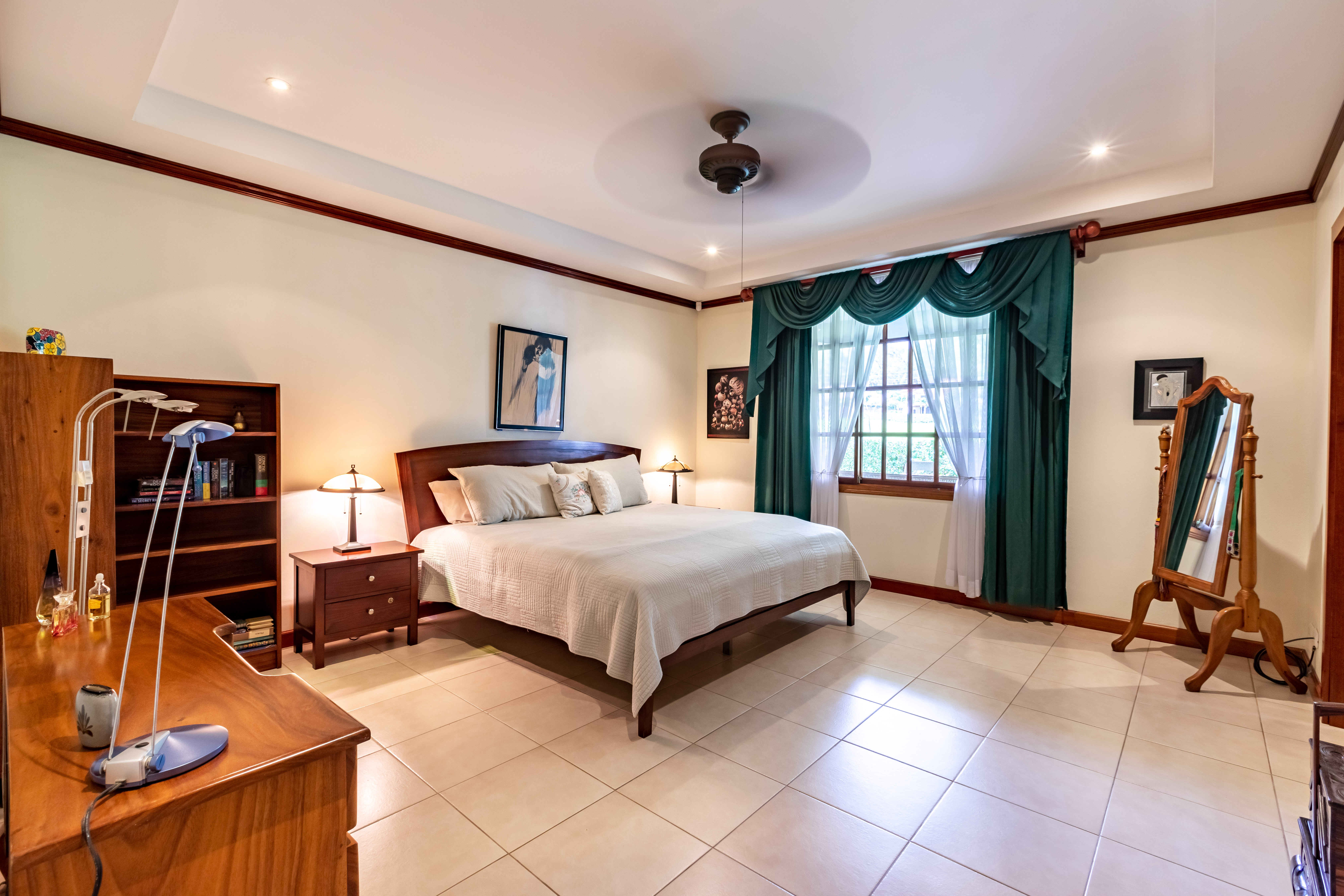 4 bed Single Family Homes For Sale in La Guacima, Alajuela - thumb 23