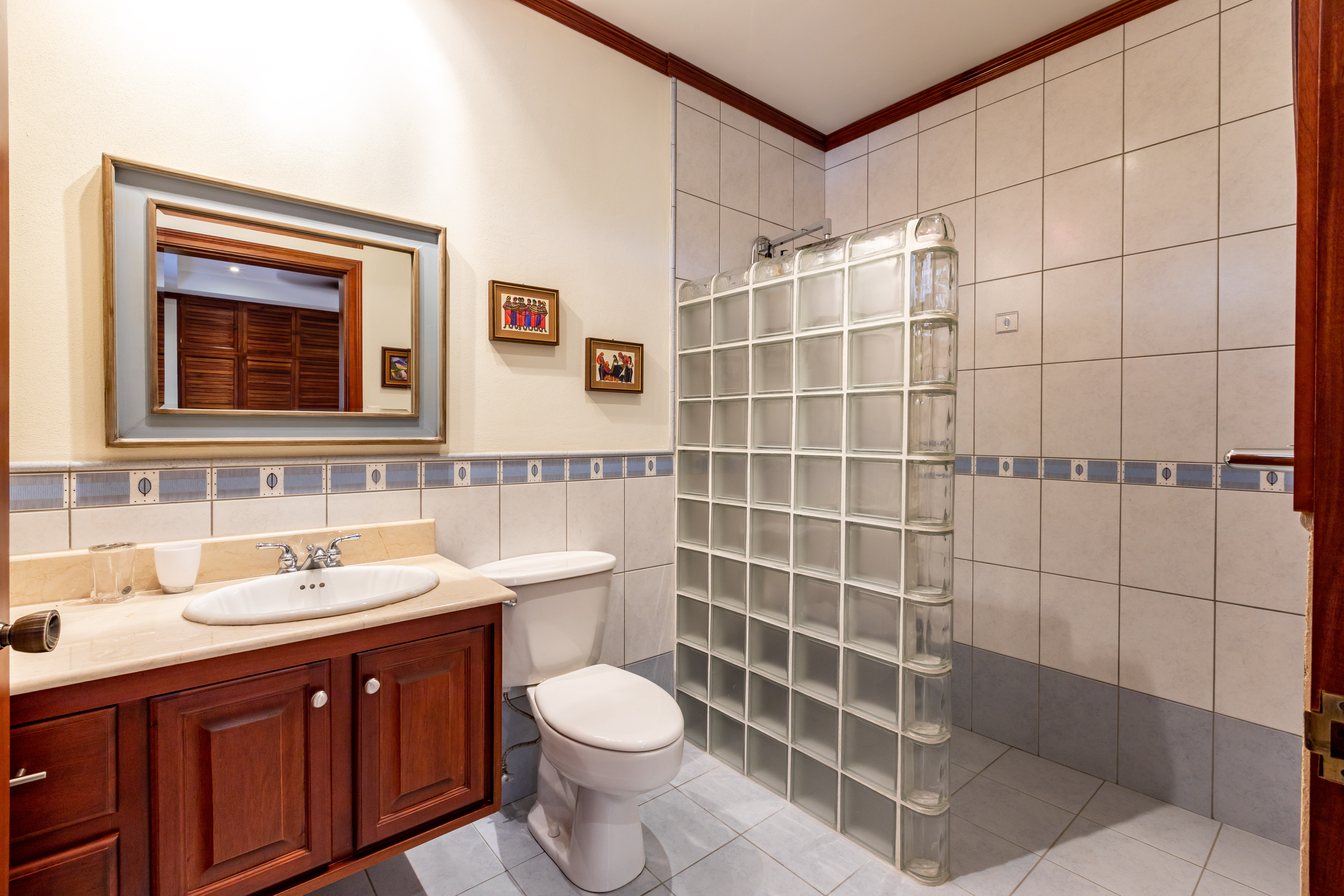 4 bed Single Family Homes For Sale in La Guacima, Alajuela - thumb 26